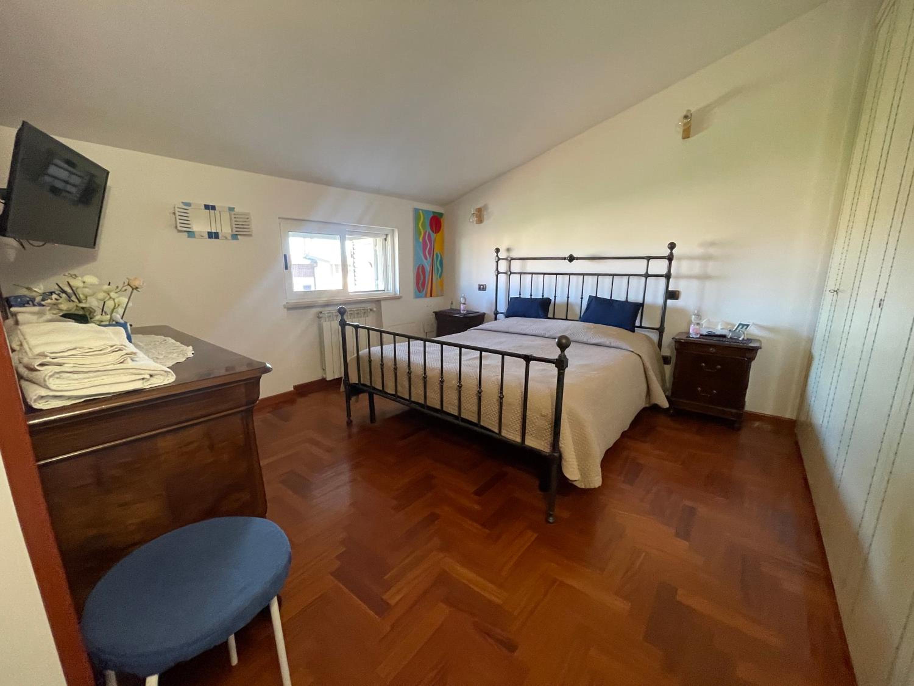 Double Room with Private Bathroom photo 3