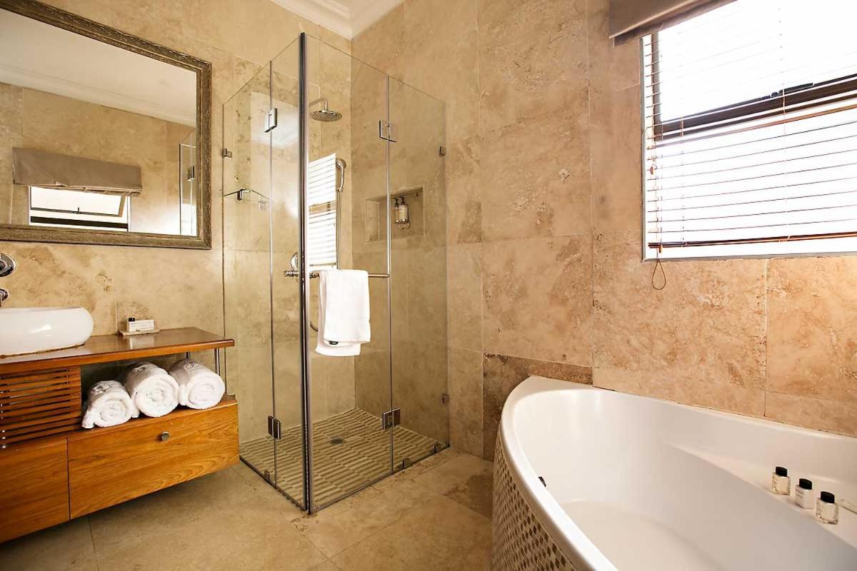 Executive Suite photo 3
