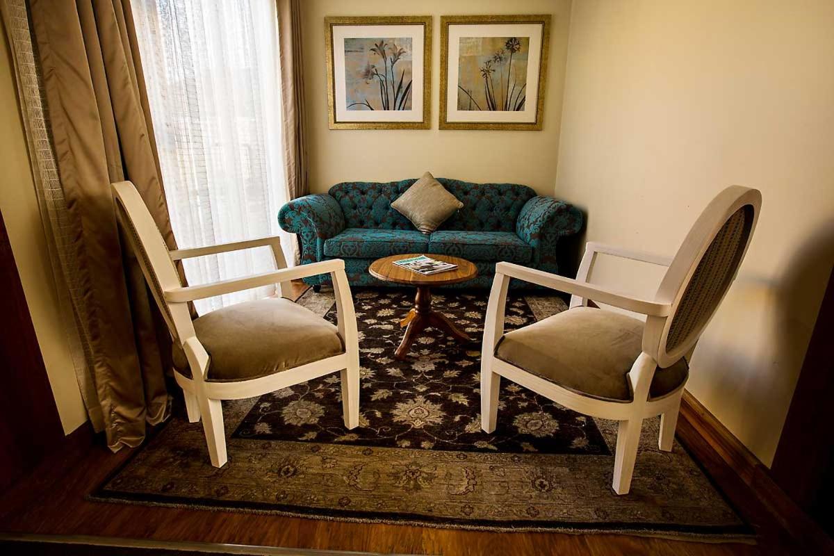 Executive Suite photo 2