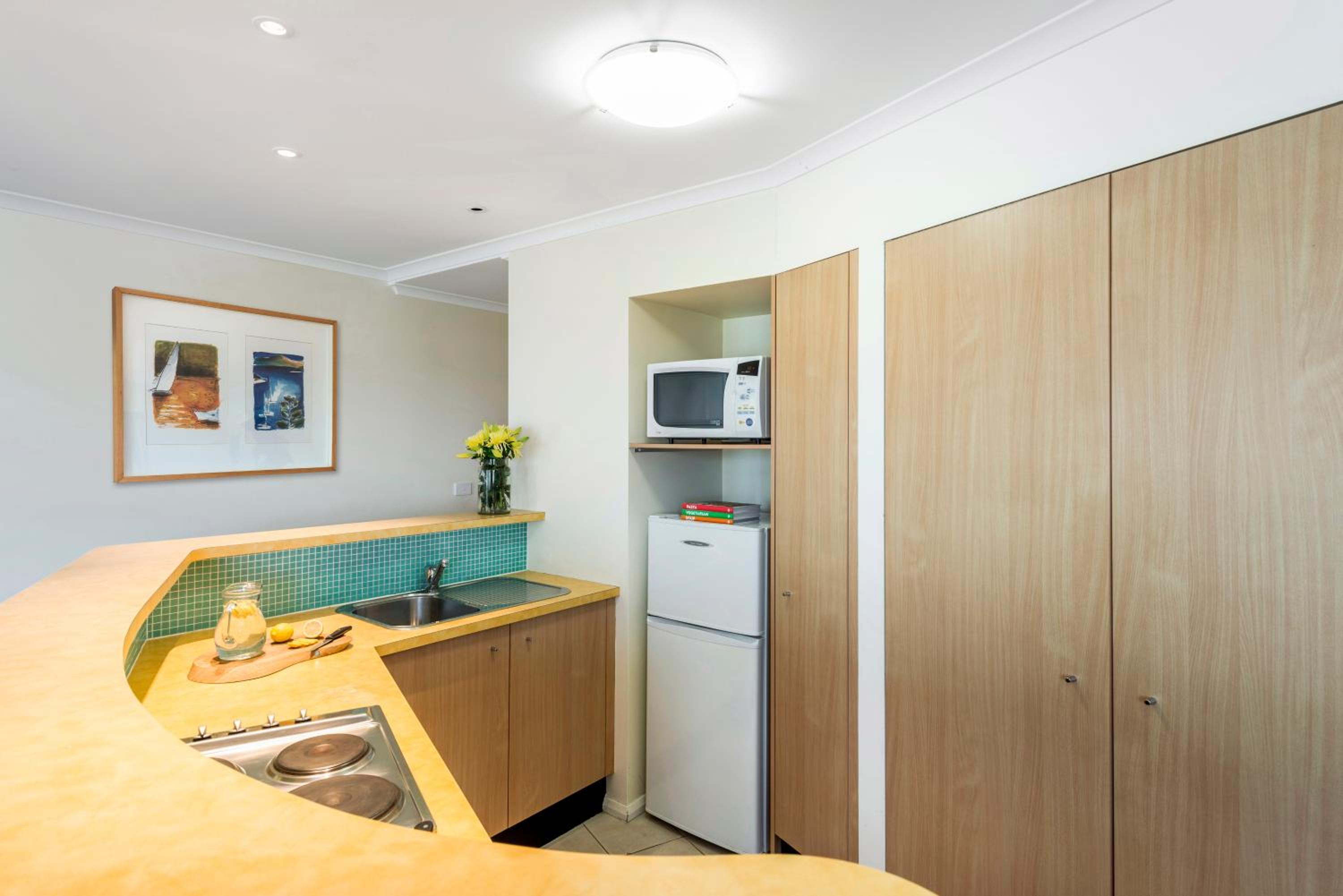 Two-Bedroom Apartment - Photo 2