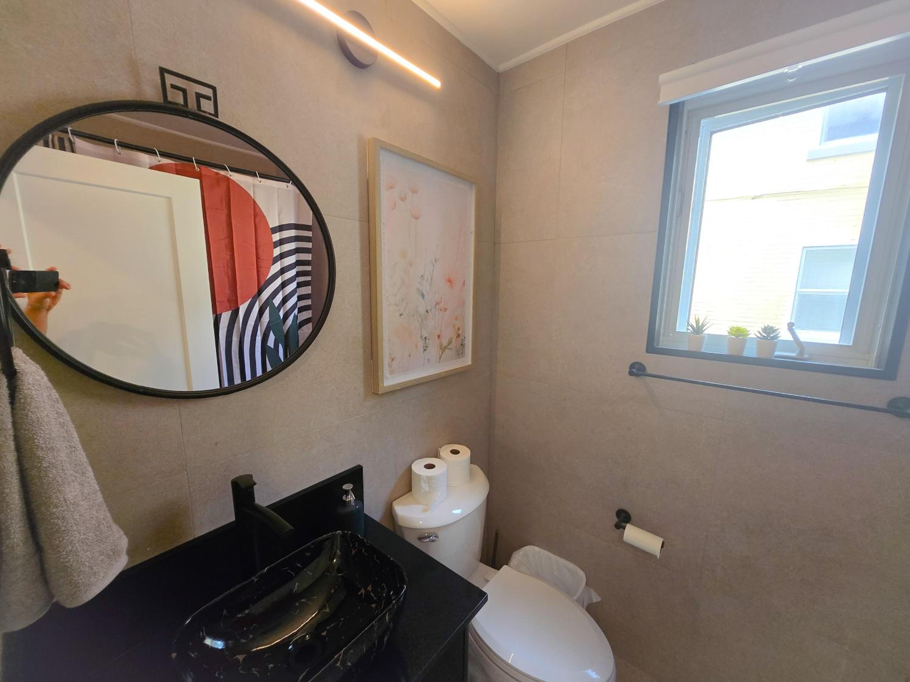 Queen Suite photo 1