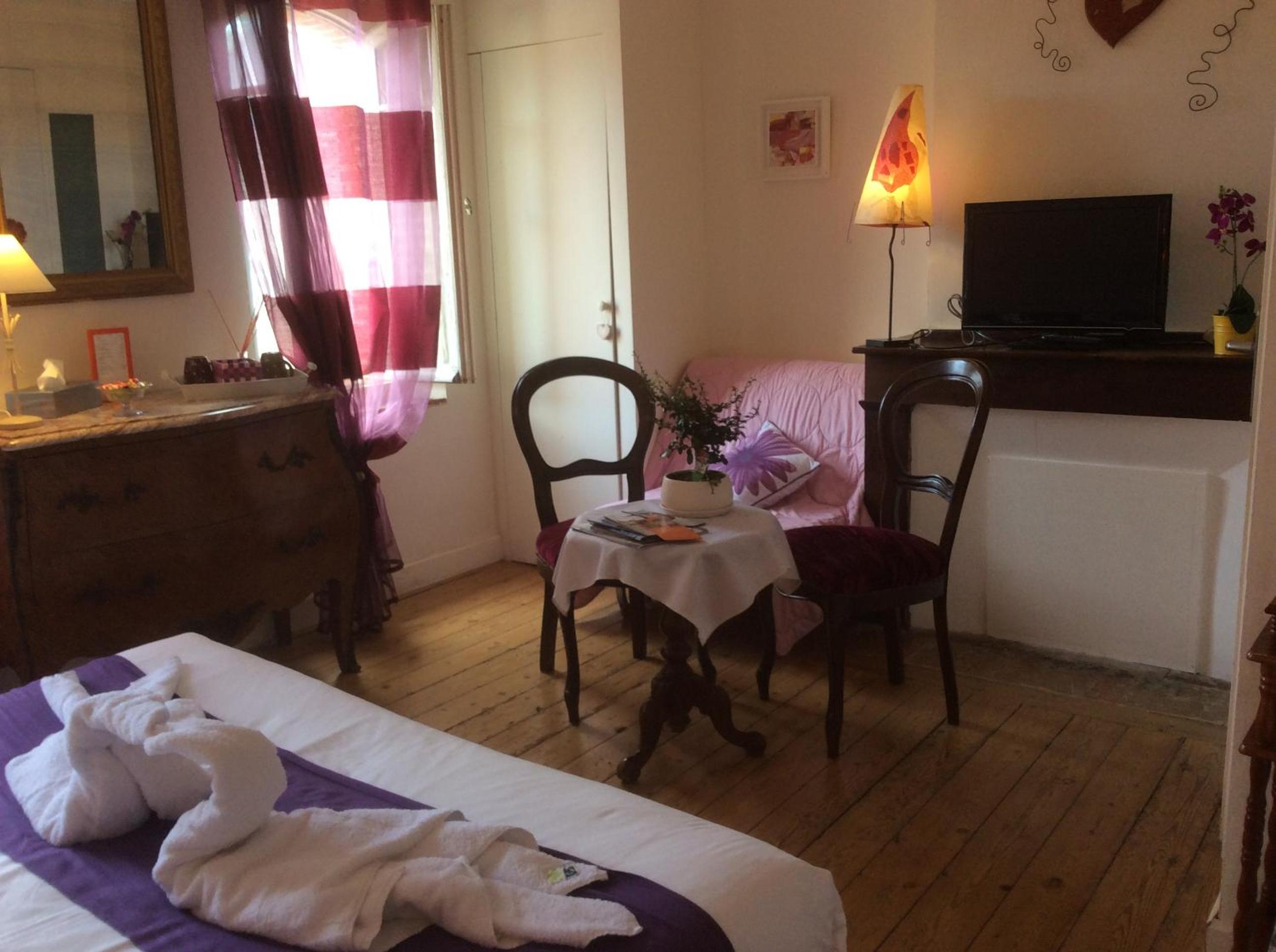 Quadruple Room - Photo 6