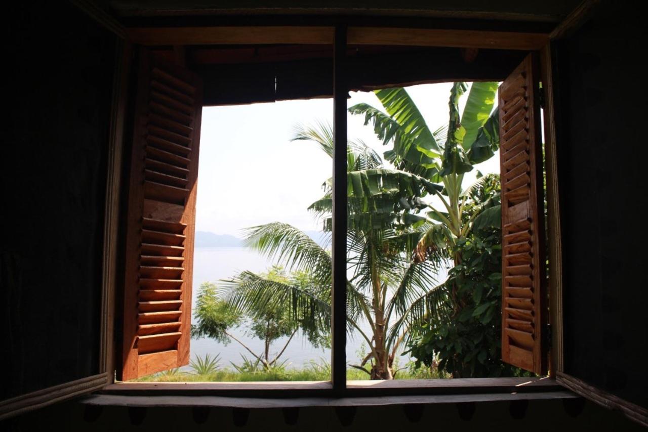 Bungalow - Beach Front photo 1
