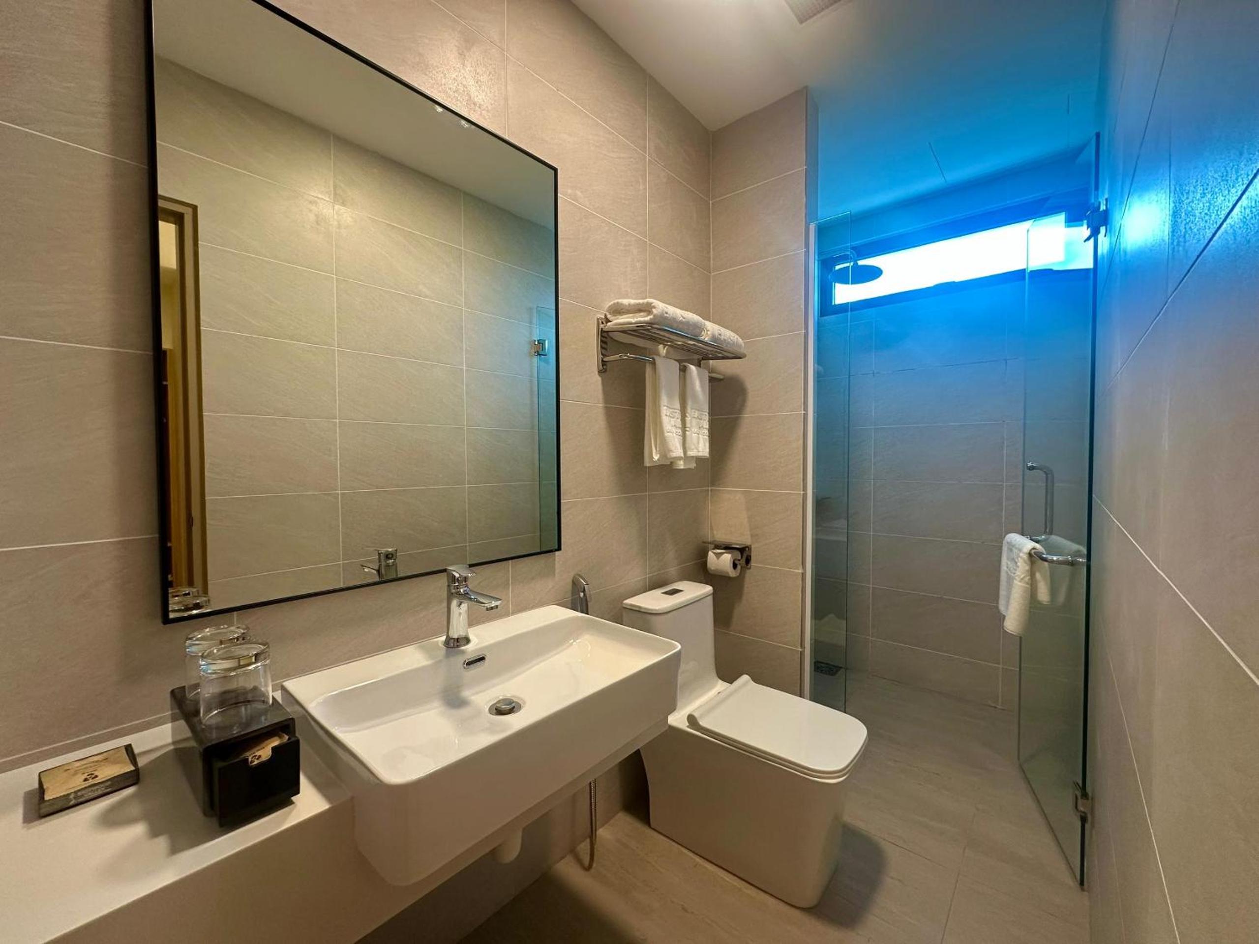 Suite with Garden View photo 2