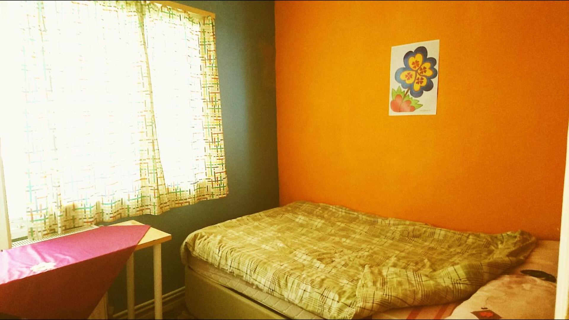 Double Room with Shared Bathroom photo 3