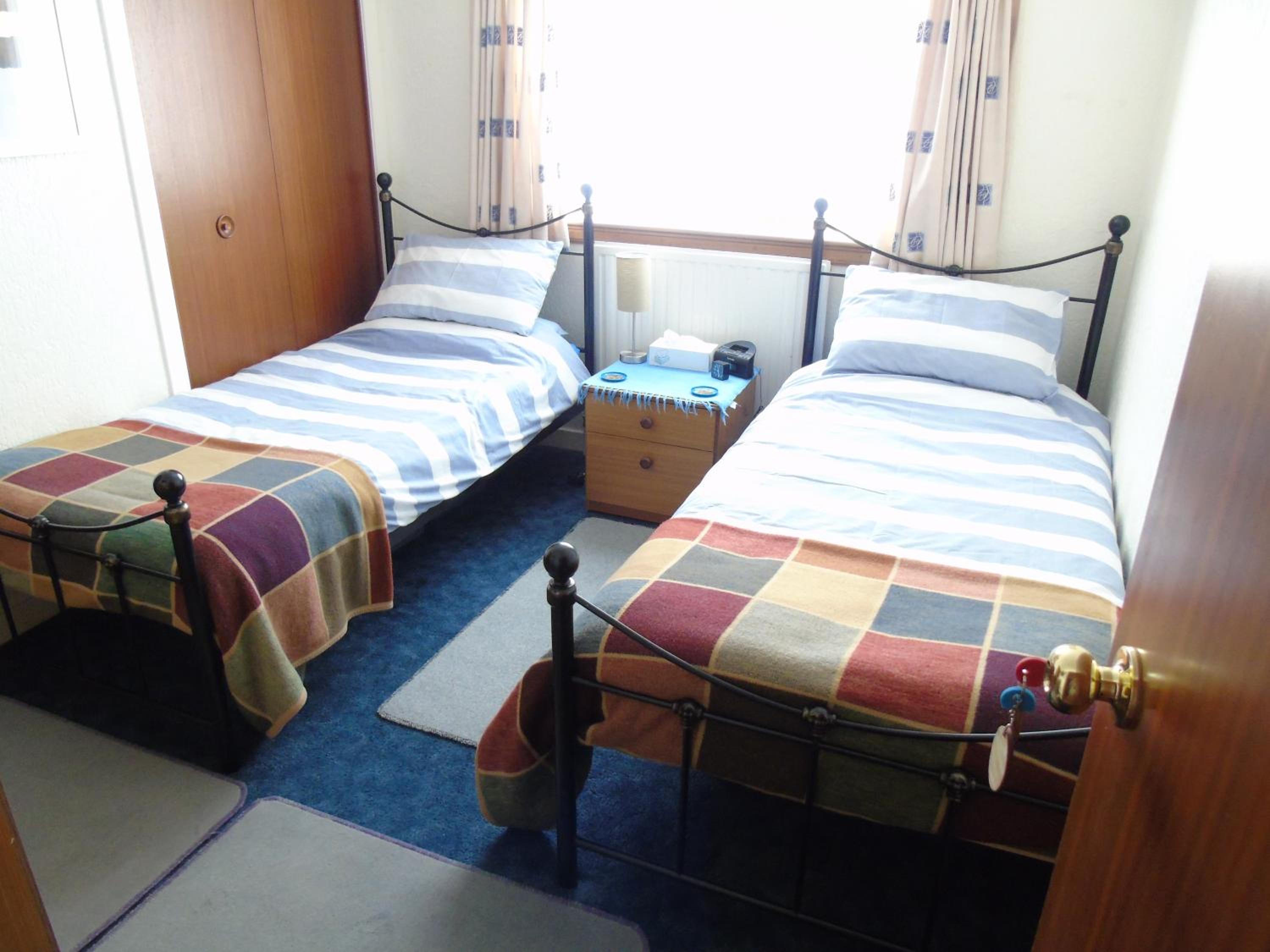 Twin Room With Private Bathroom photo 1