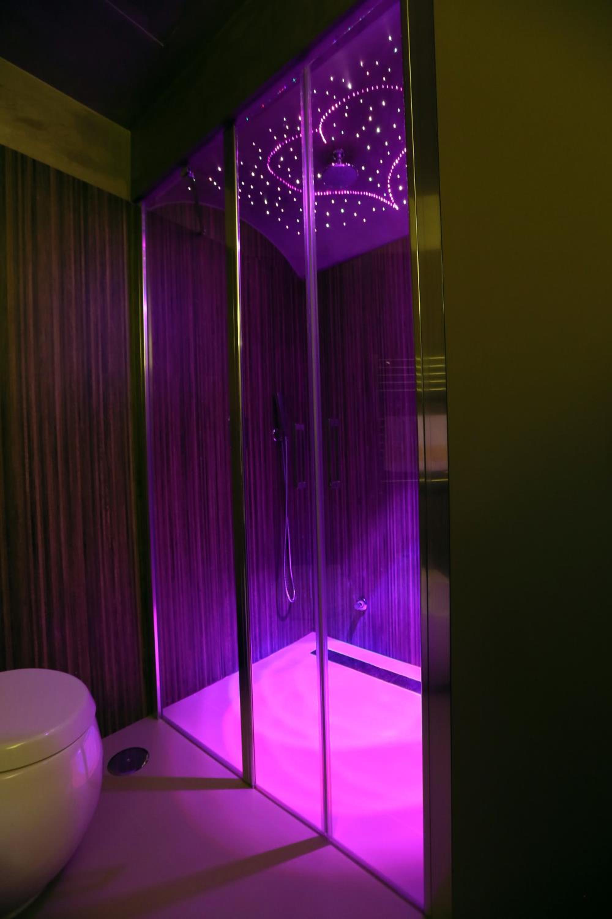 Royal Suite - Photo 18
