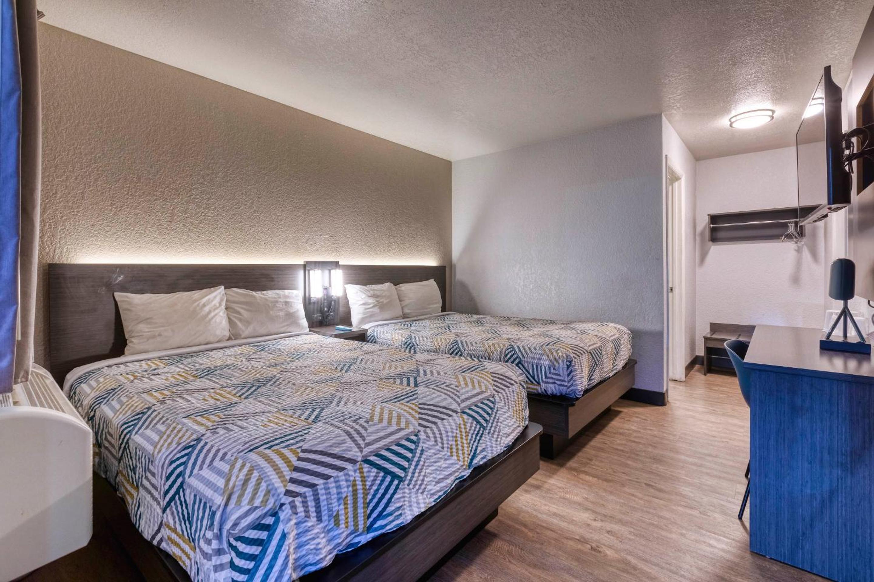 Double Room - Disability Access - Non-Smoking photo 1