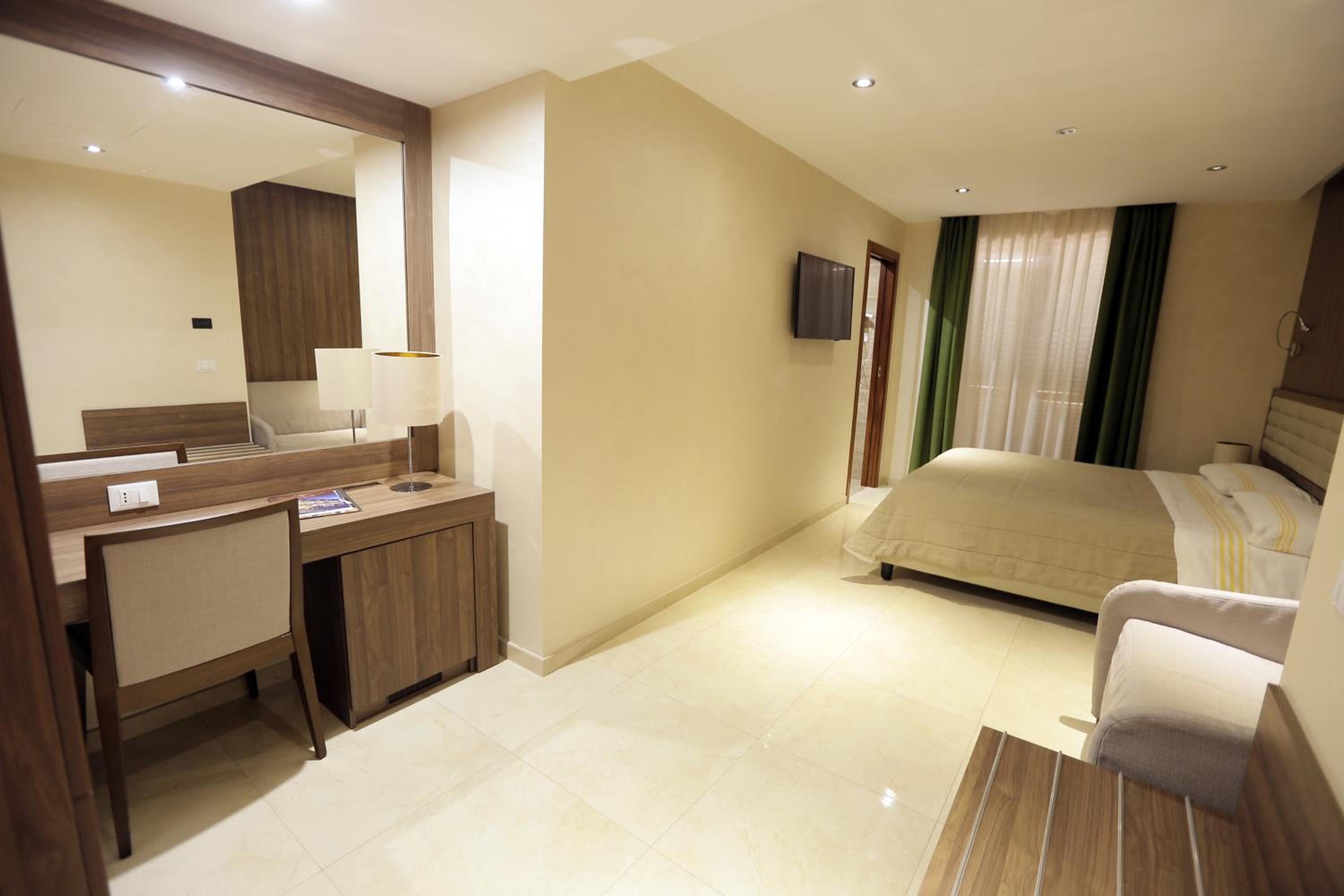 Superior Double Room - Photo 15