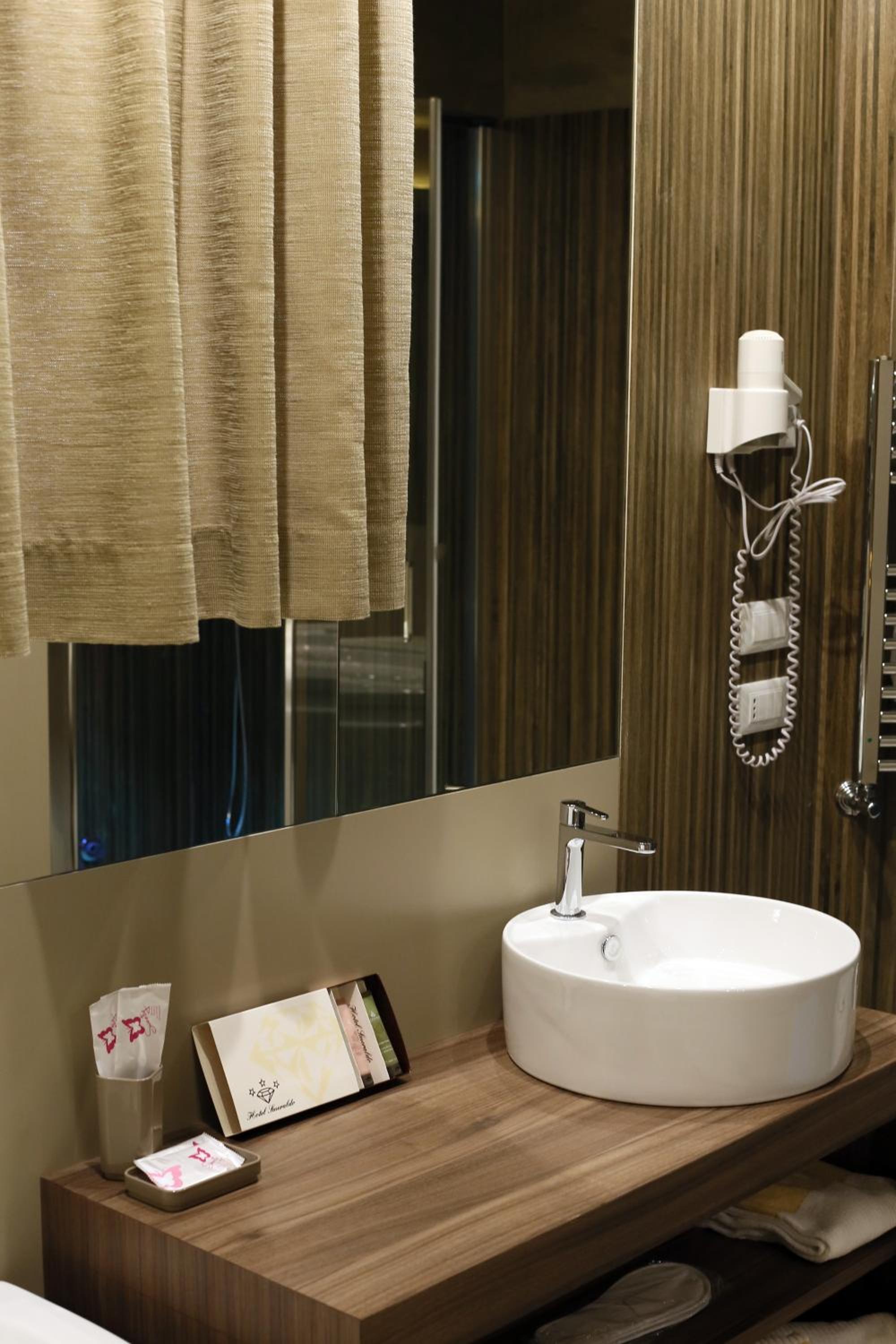 Royal Suite - Photo 25