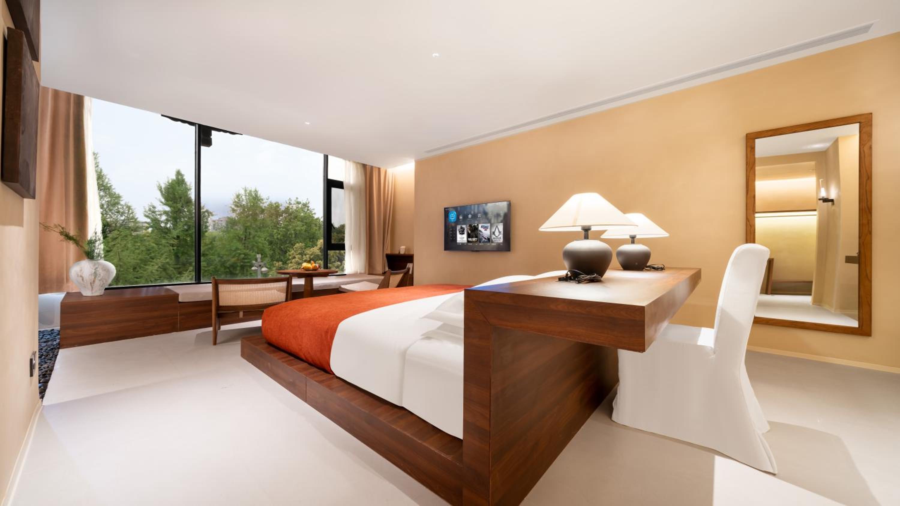 Superior King Room