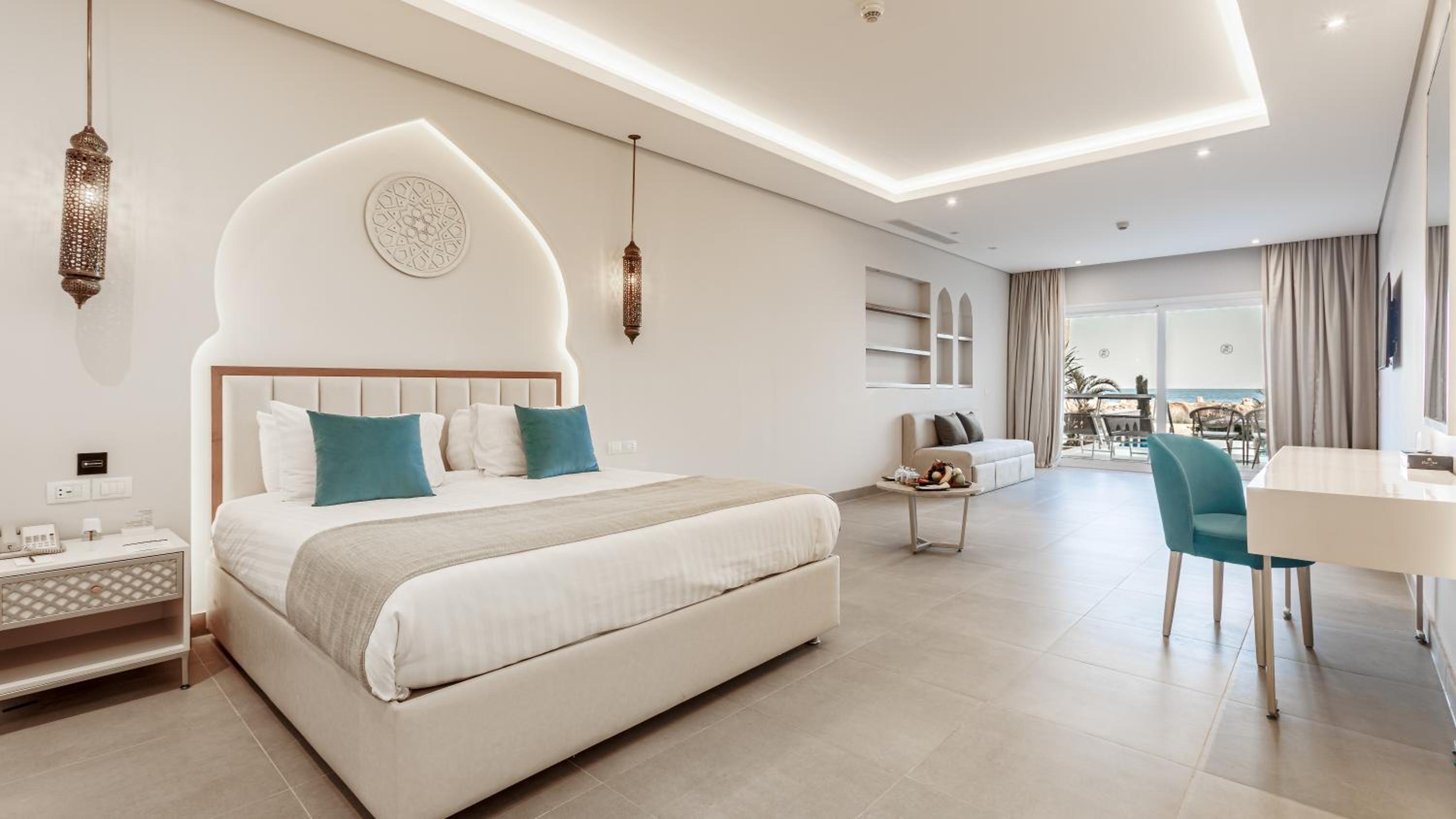 Posh Pool Suite - Posh Club - Photo 2
