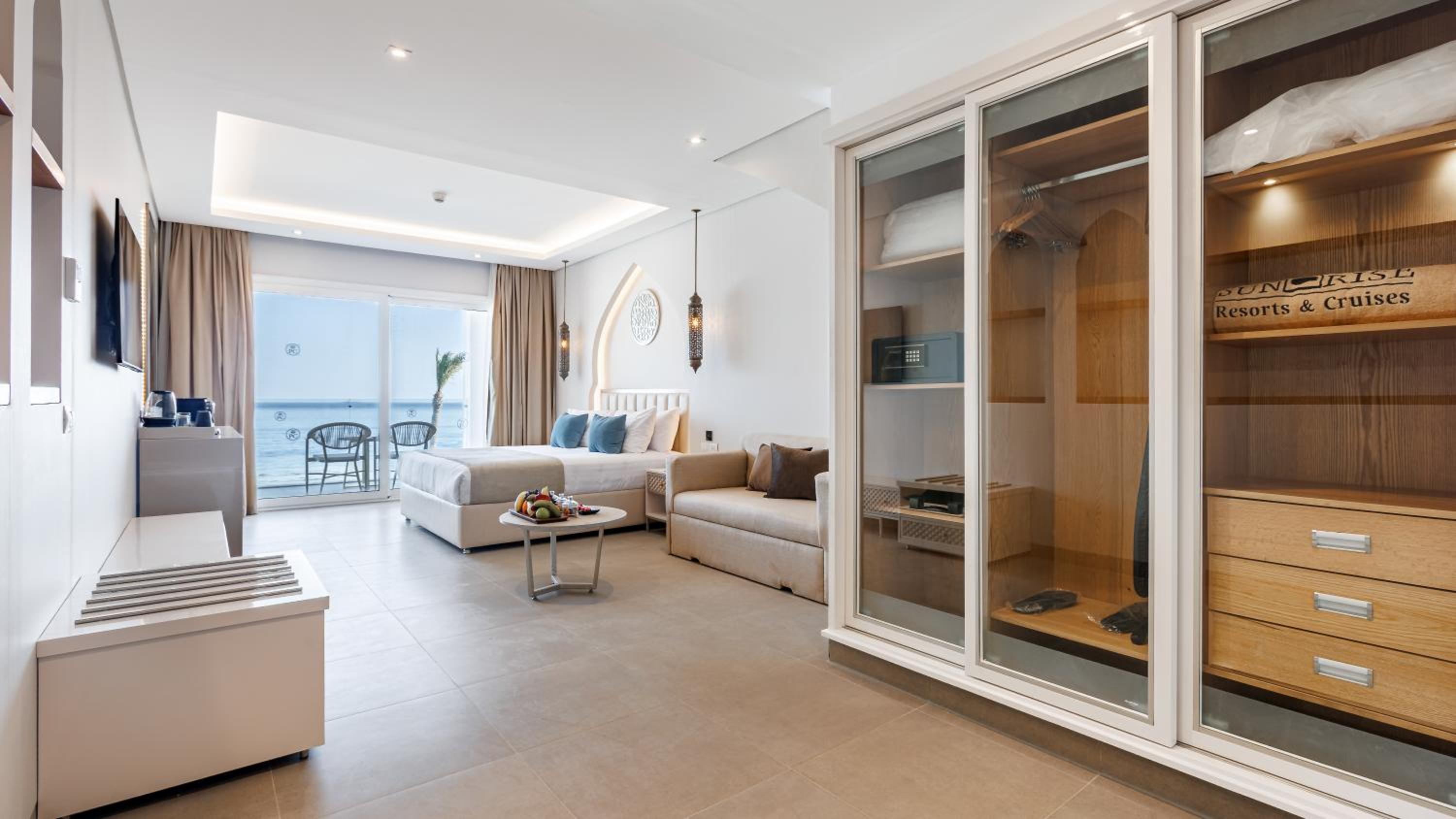 Posh Duplex Jacuzzi Suite - Posh Club - Photo 2