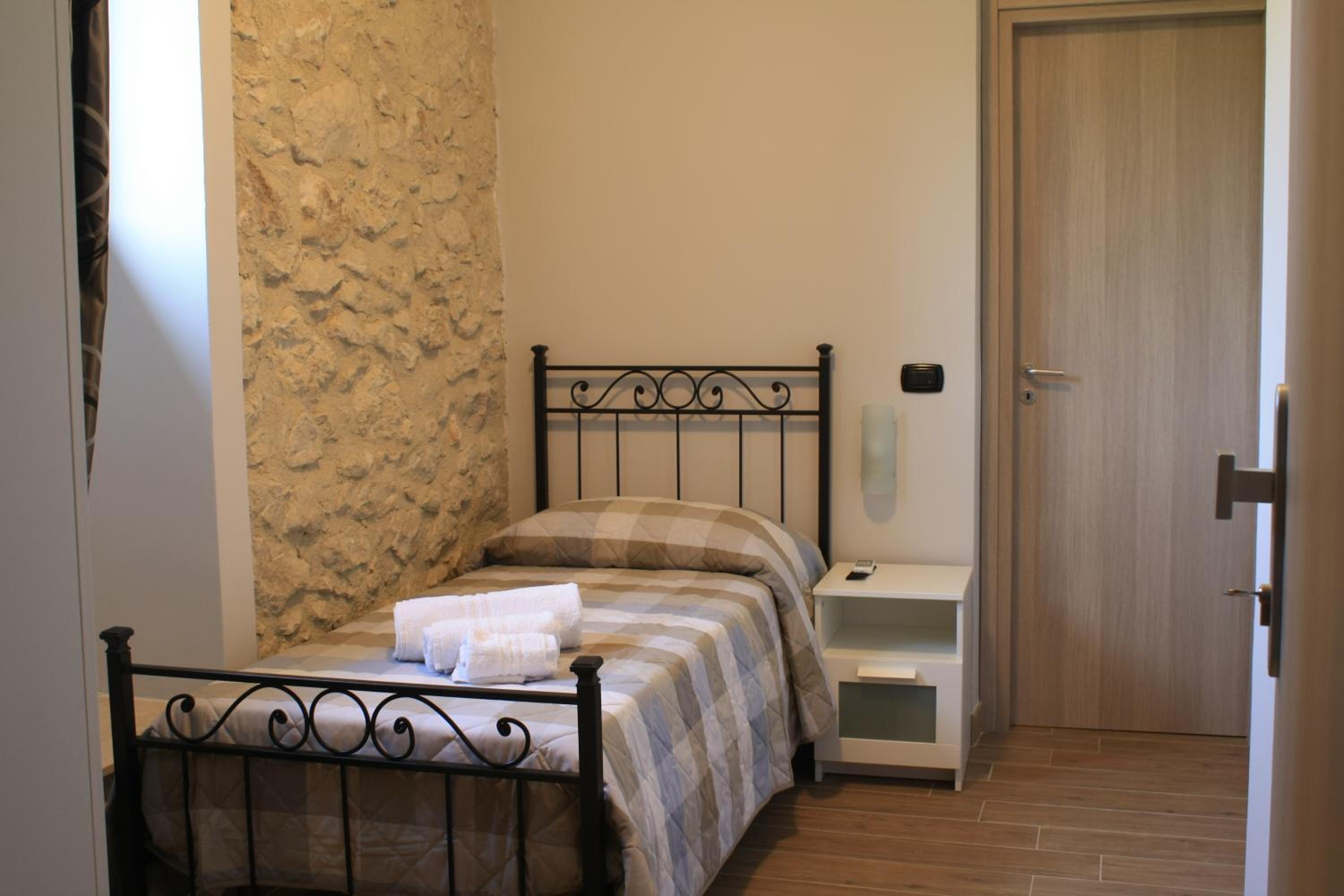 Single Room with Garden View photo 1