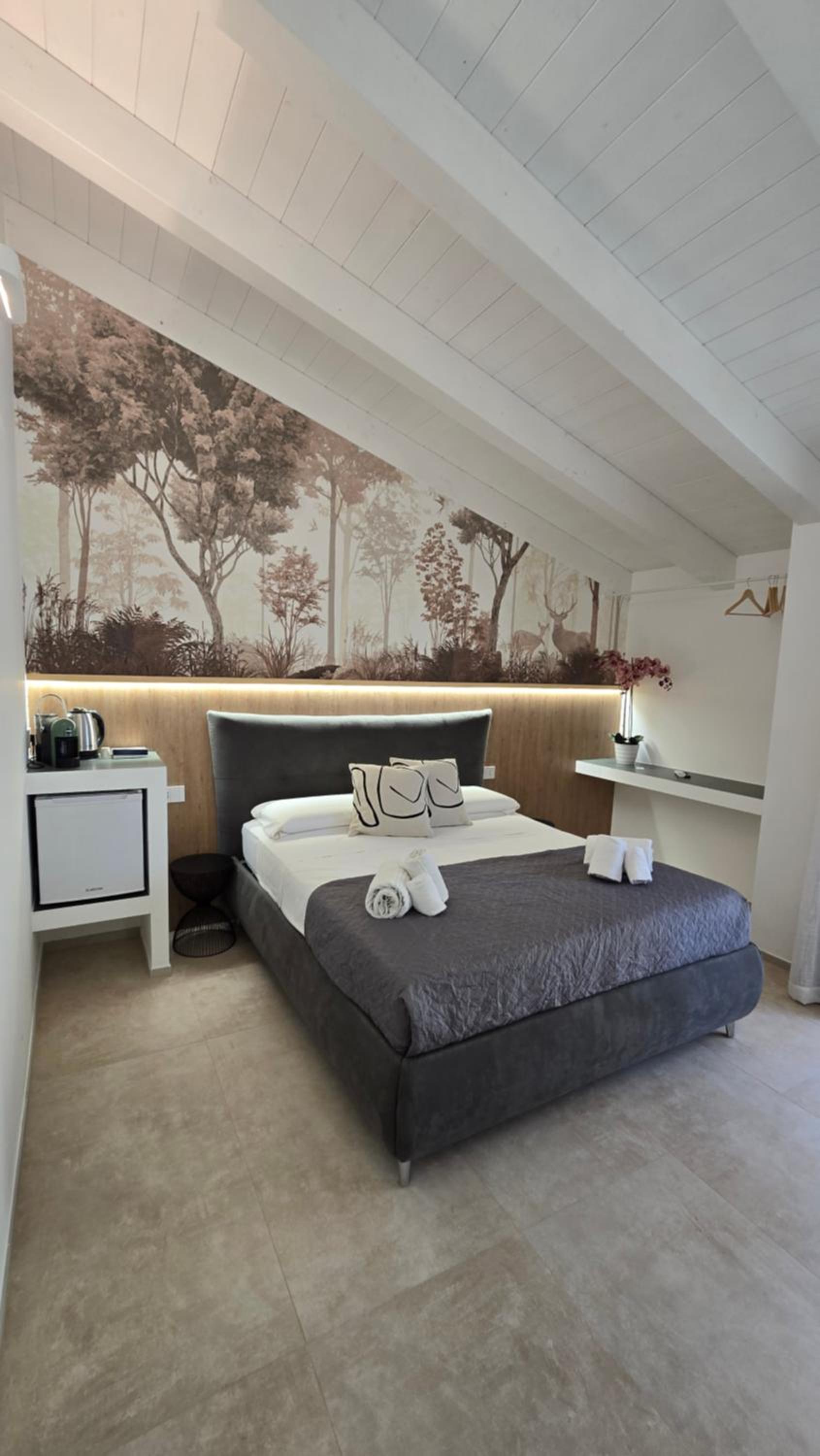 Queen Room with Balcony