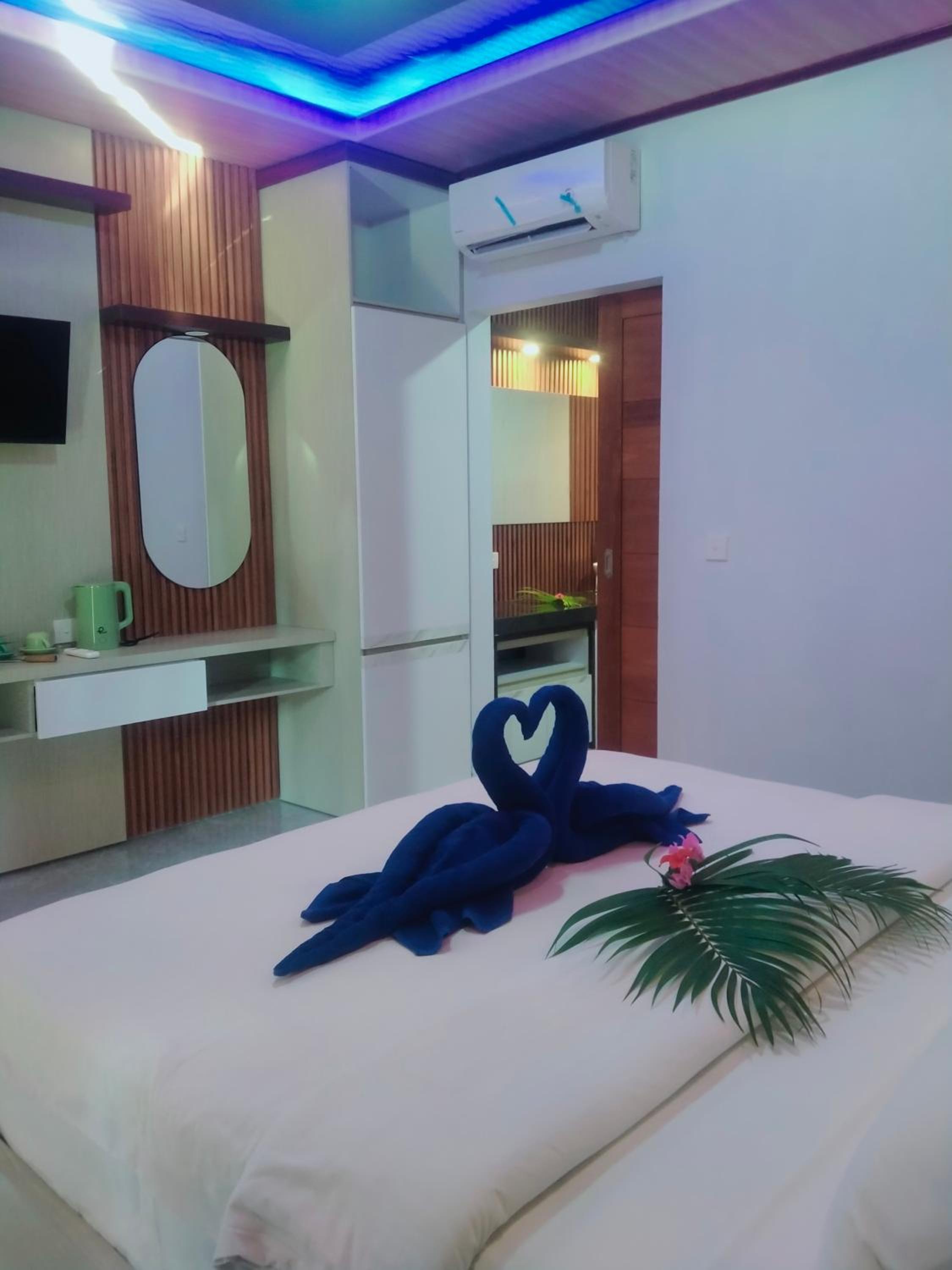 Suite with Garden View photo 3