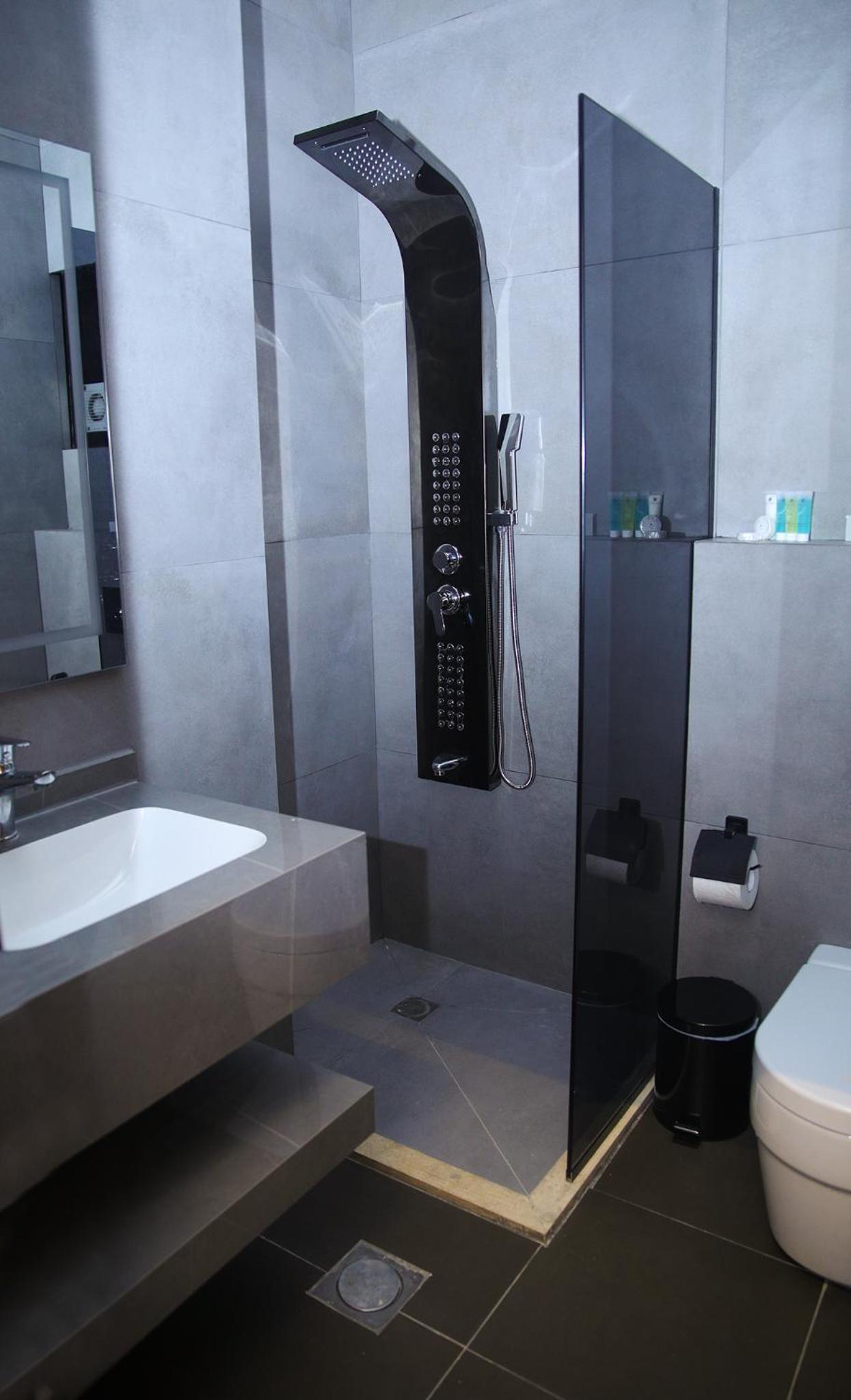 Large Double Room