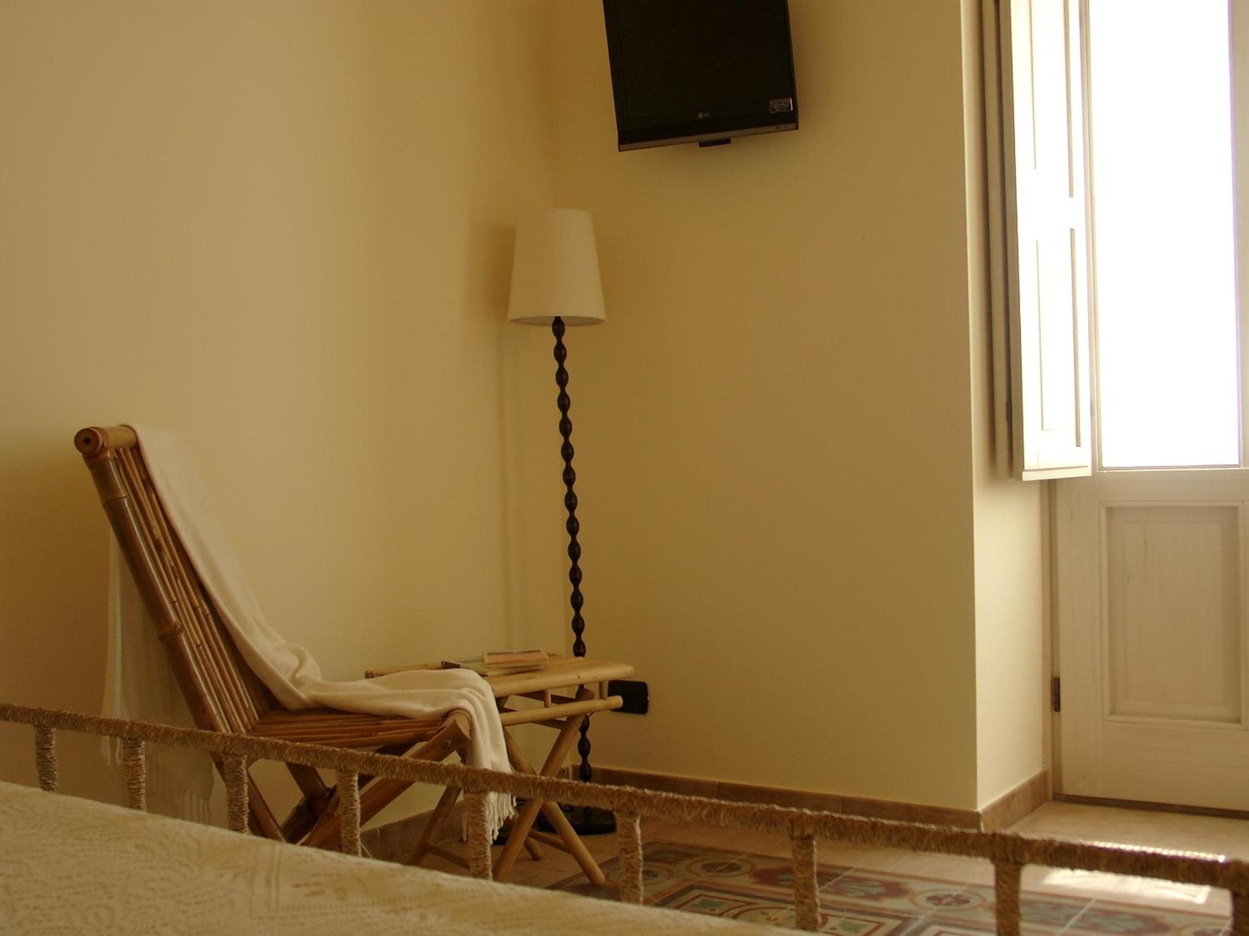 Superior Triple Room photo 3