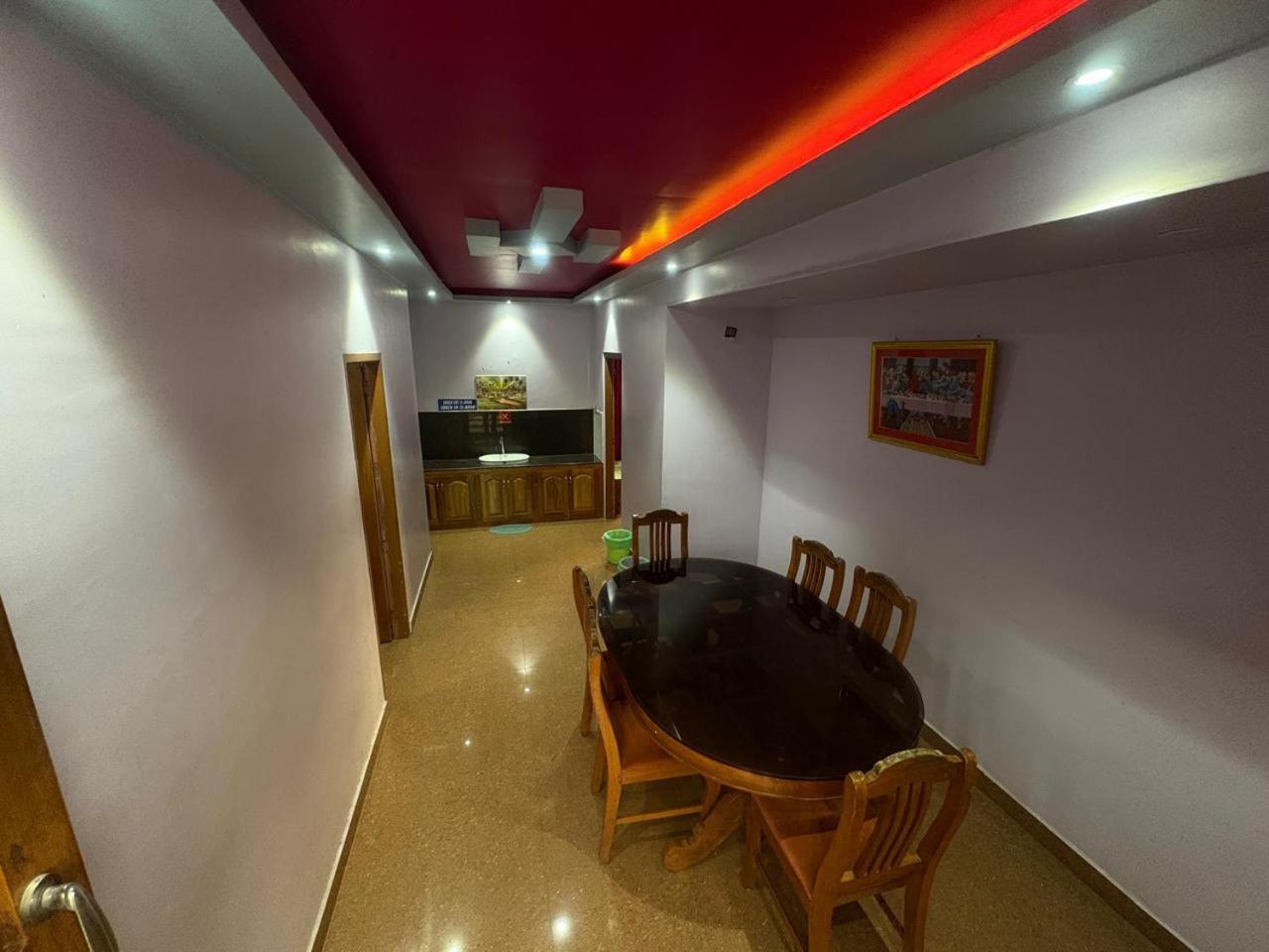 Family Room with Garden View photo 3