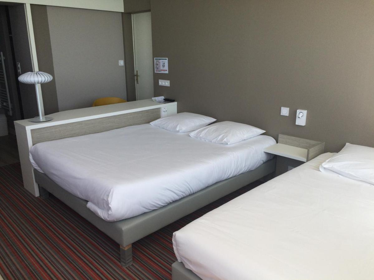 Privilege Quadruple Room with Sea View photo 2
