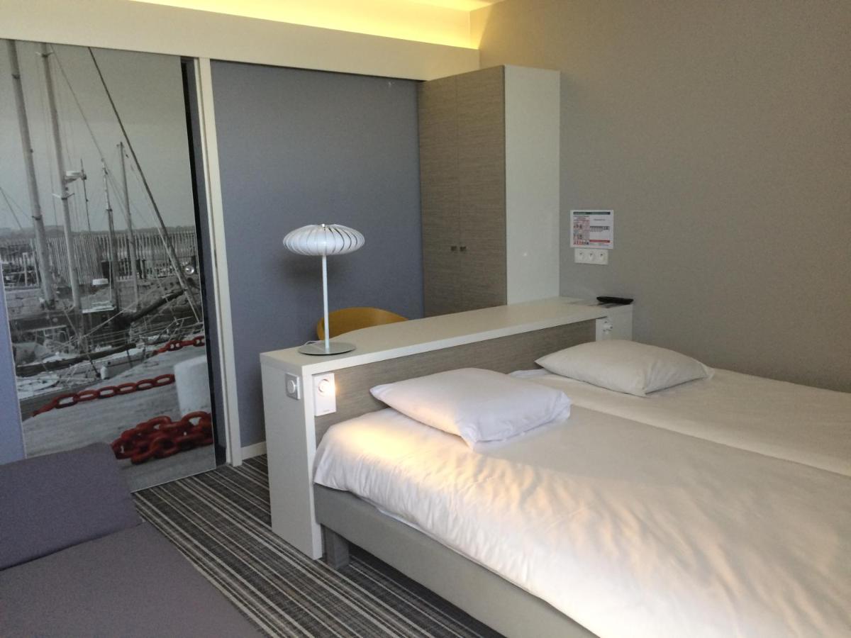 Twin Room with Sea View