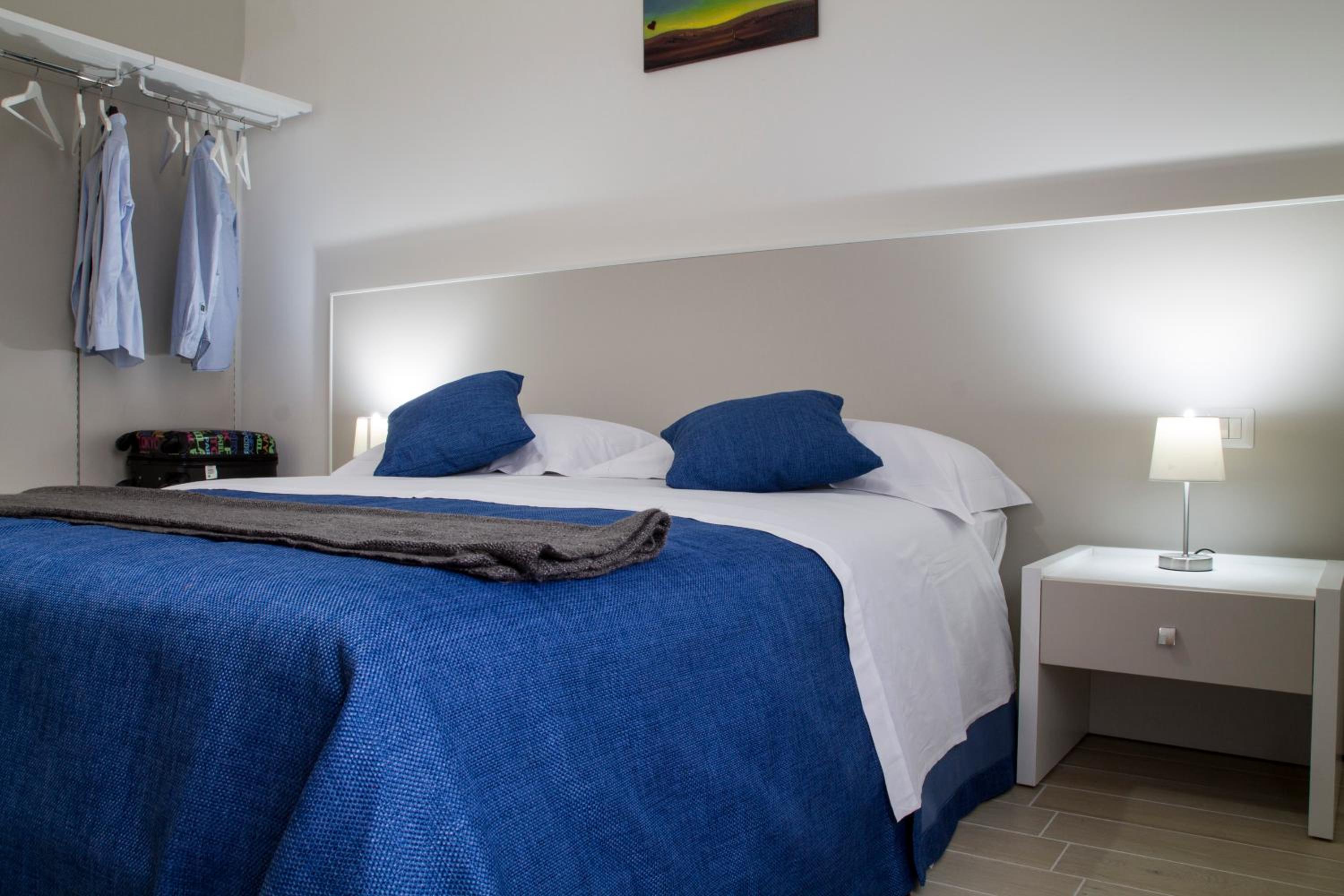 Double Room - Photo 1