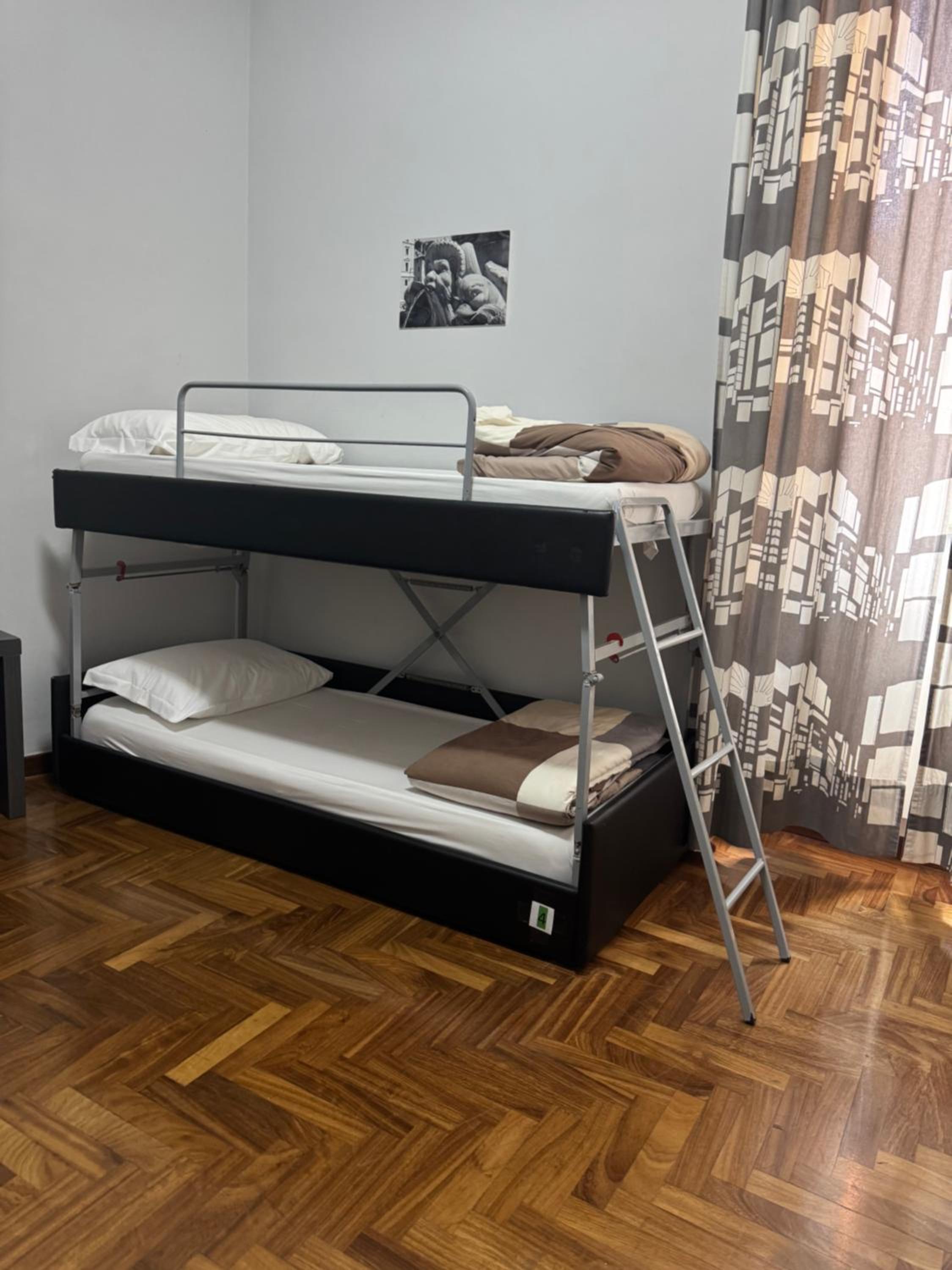 Bed in 4-Bed Female Dormitory Room photo 2