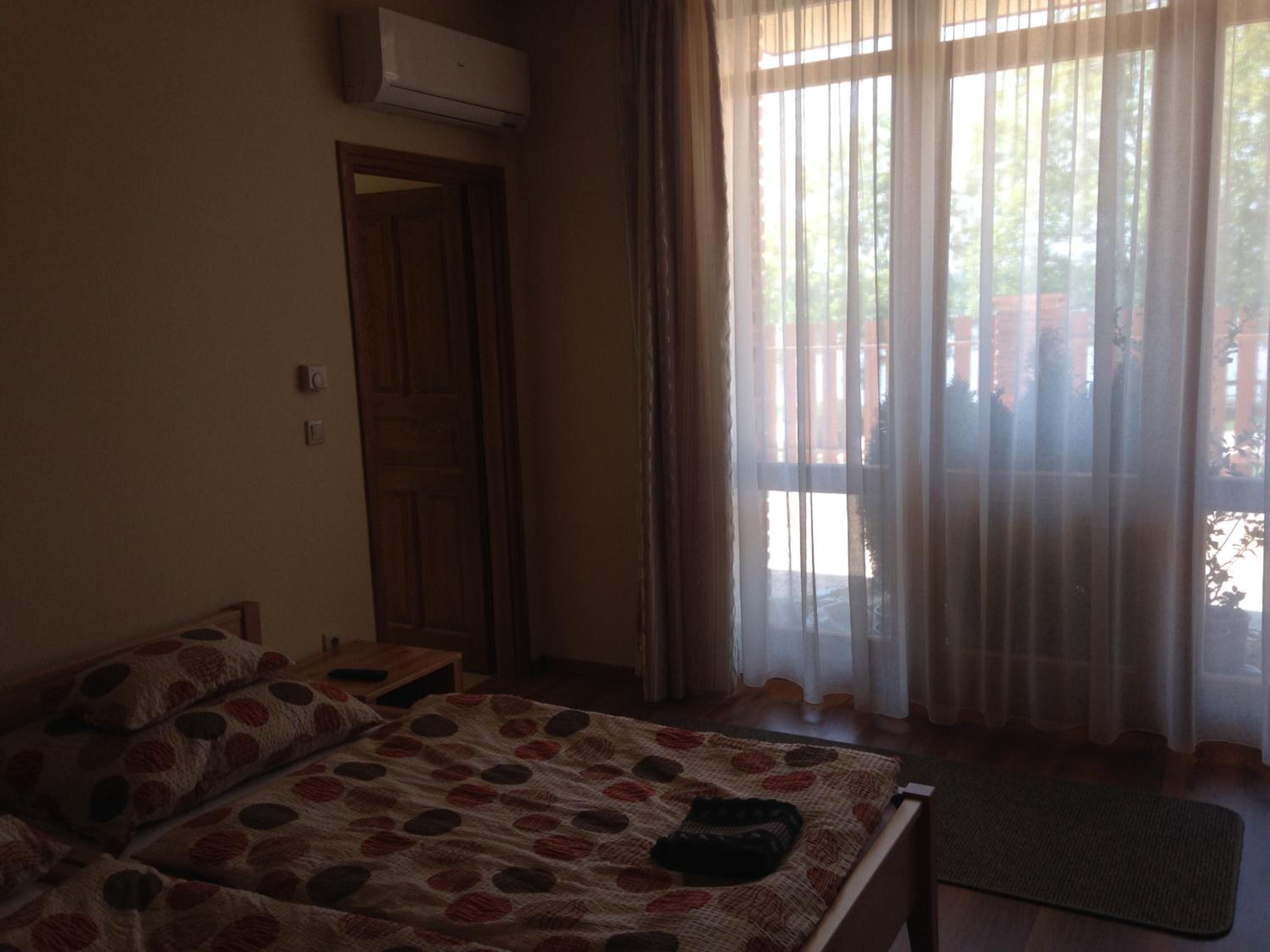 Two-Bedroom Apartment - Photo 4