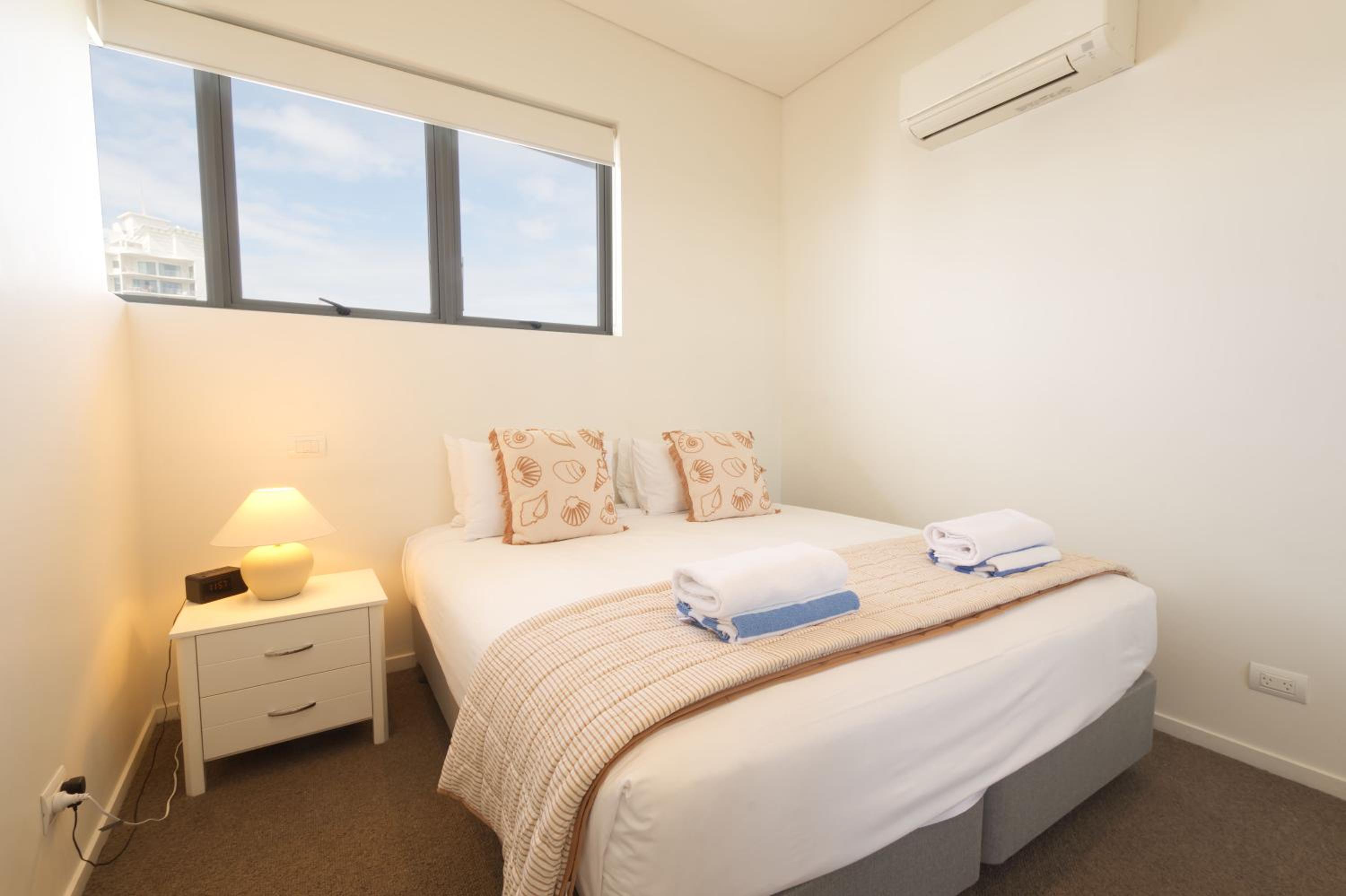 Two Bedroom Penthouse with Ocean Views - Photo 3