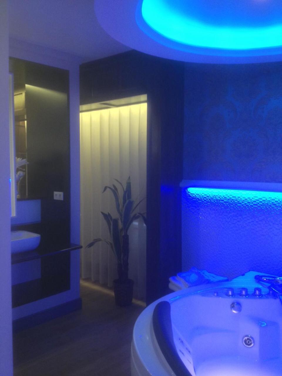 Queen Suite