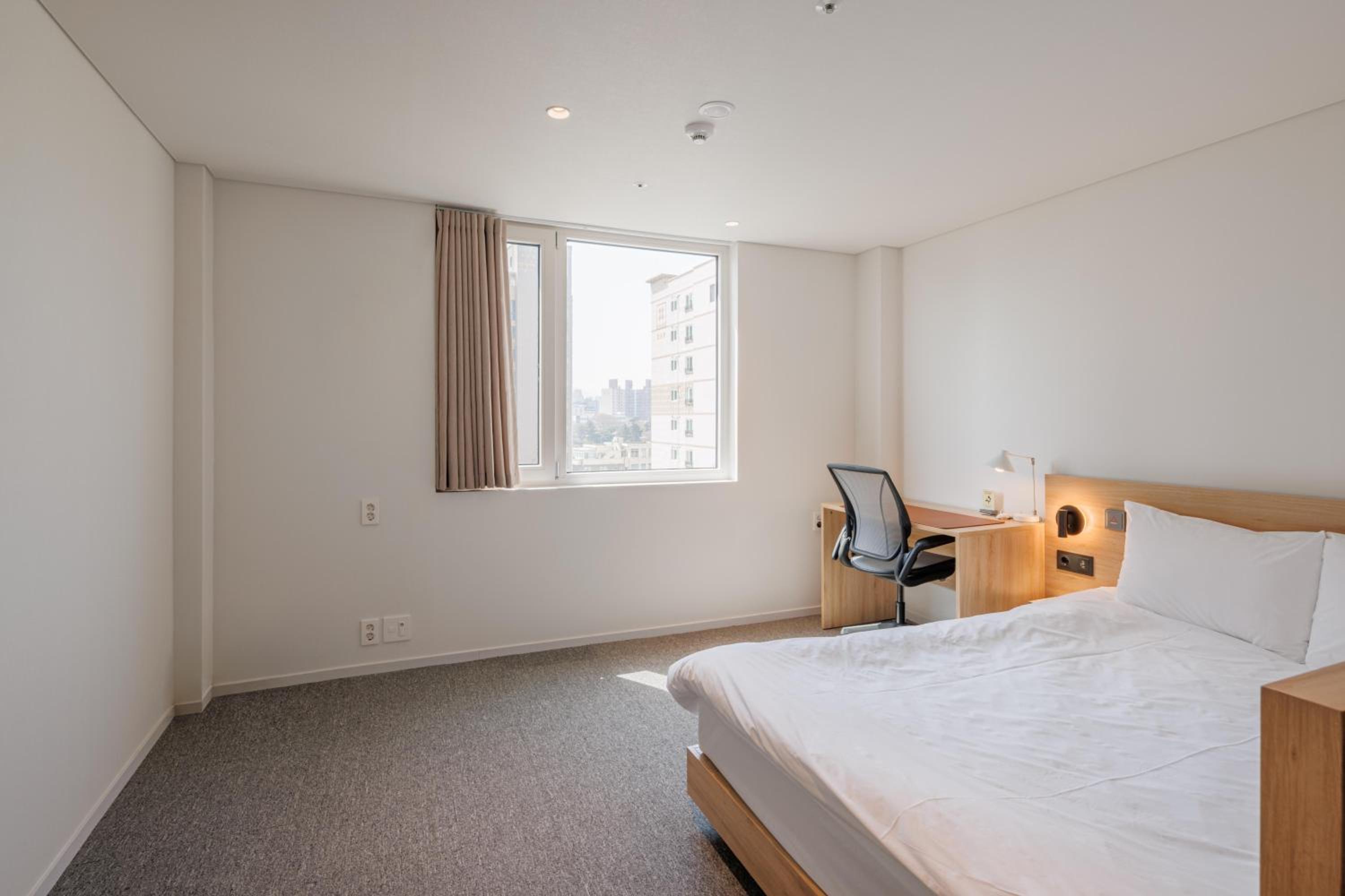 Double Room - Photo 4