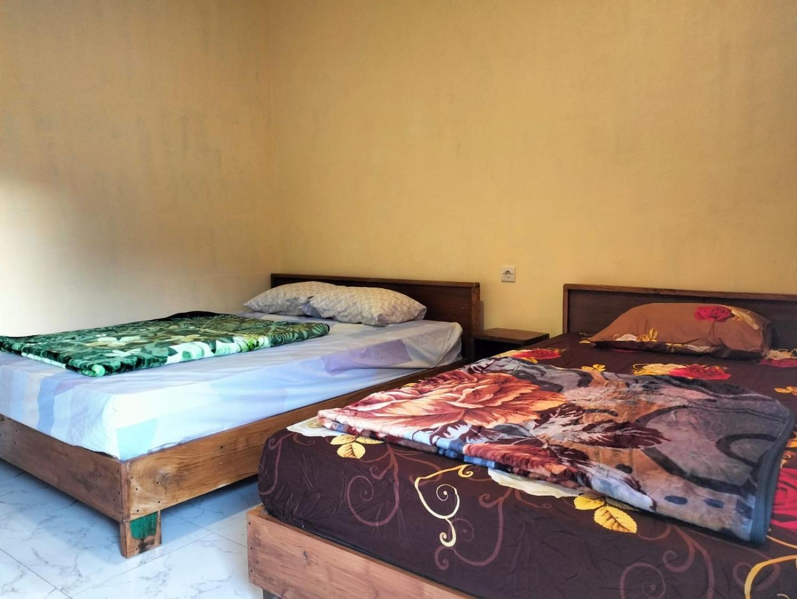 Standard Twin Room - Photo 4