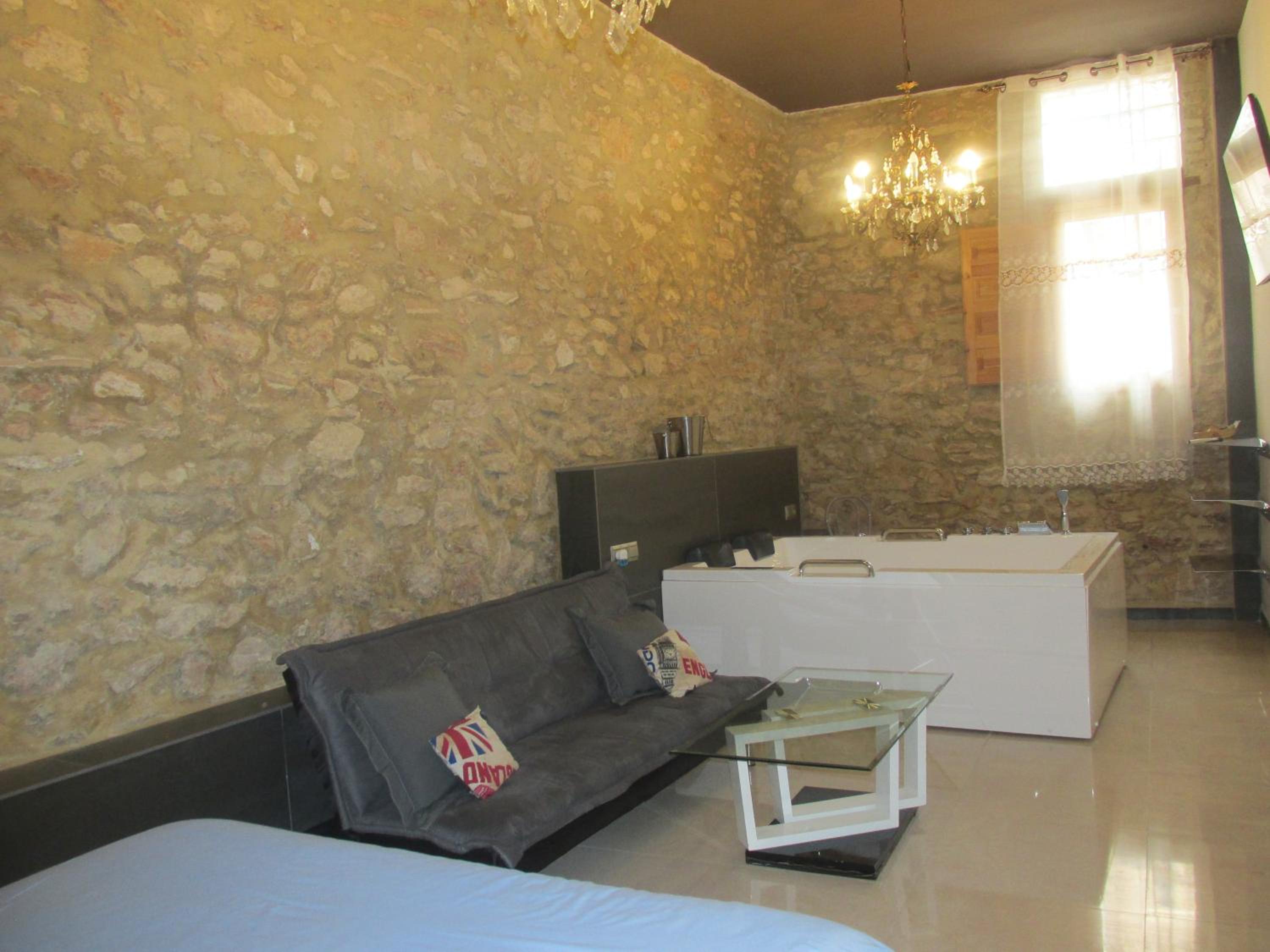 Suite Deluxe con Bañera de Hidromasaje