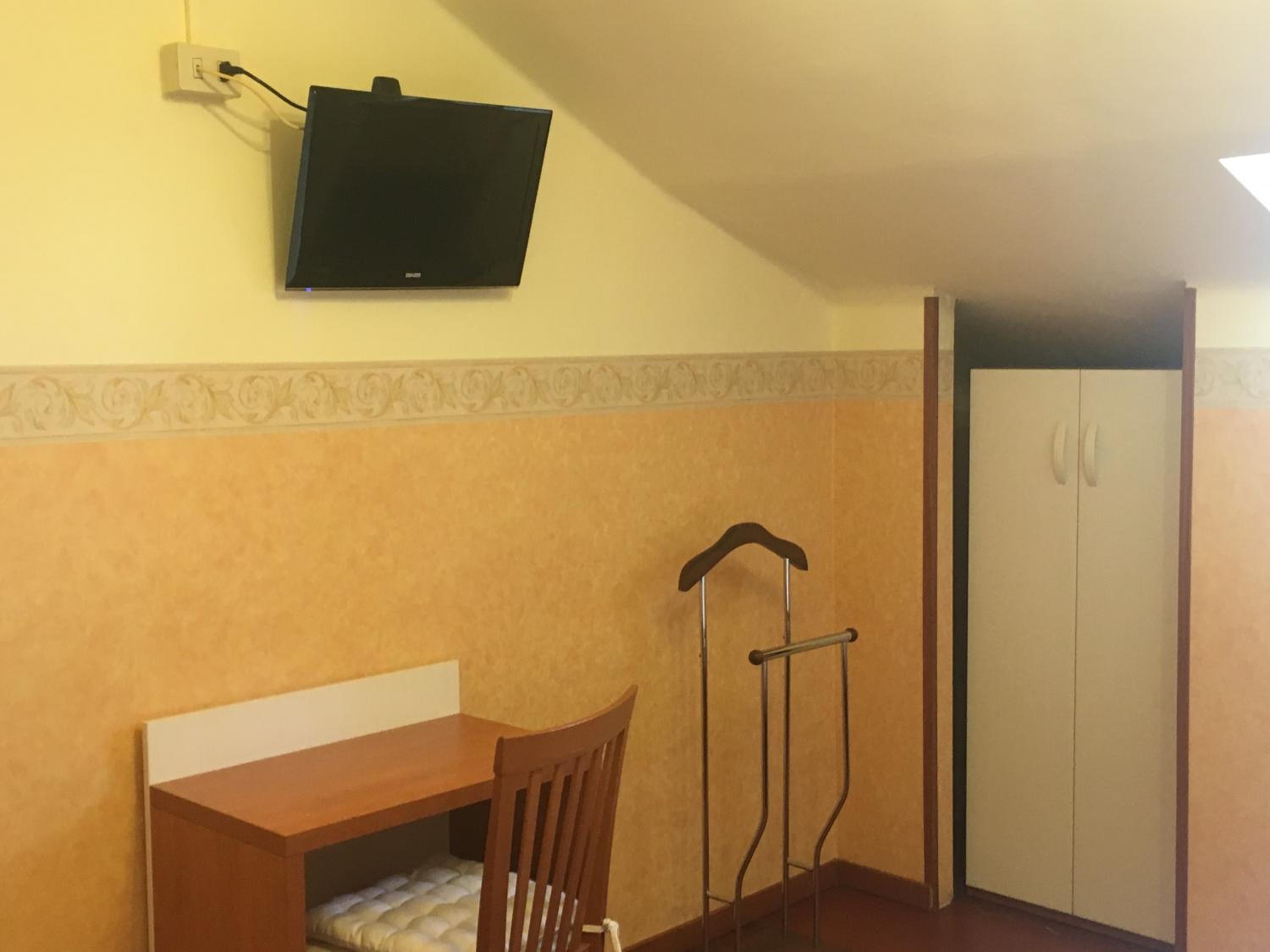 Double or Twin Room photo 2