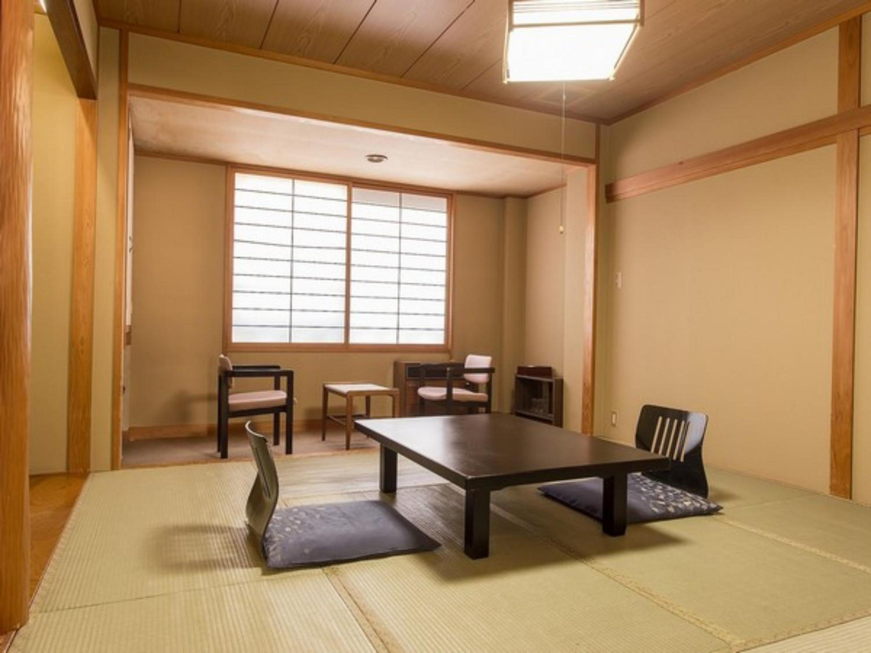 Japanese-Style Quadruple Room photo 1