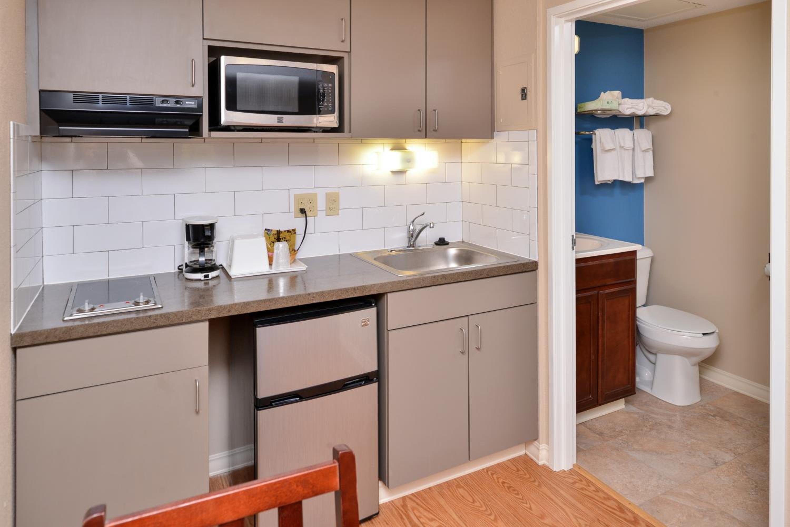 Double Room with Kitchenette - Non-Smoking - Photo 3