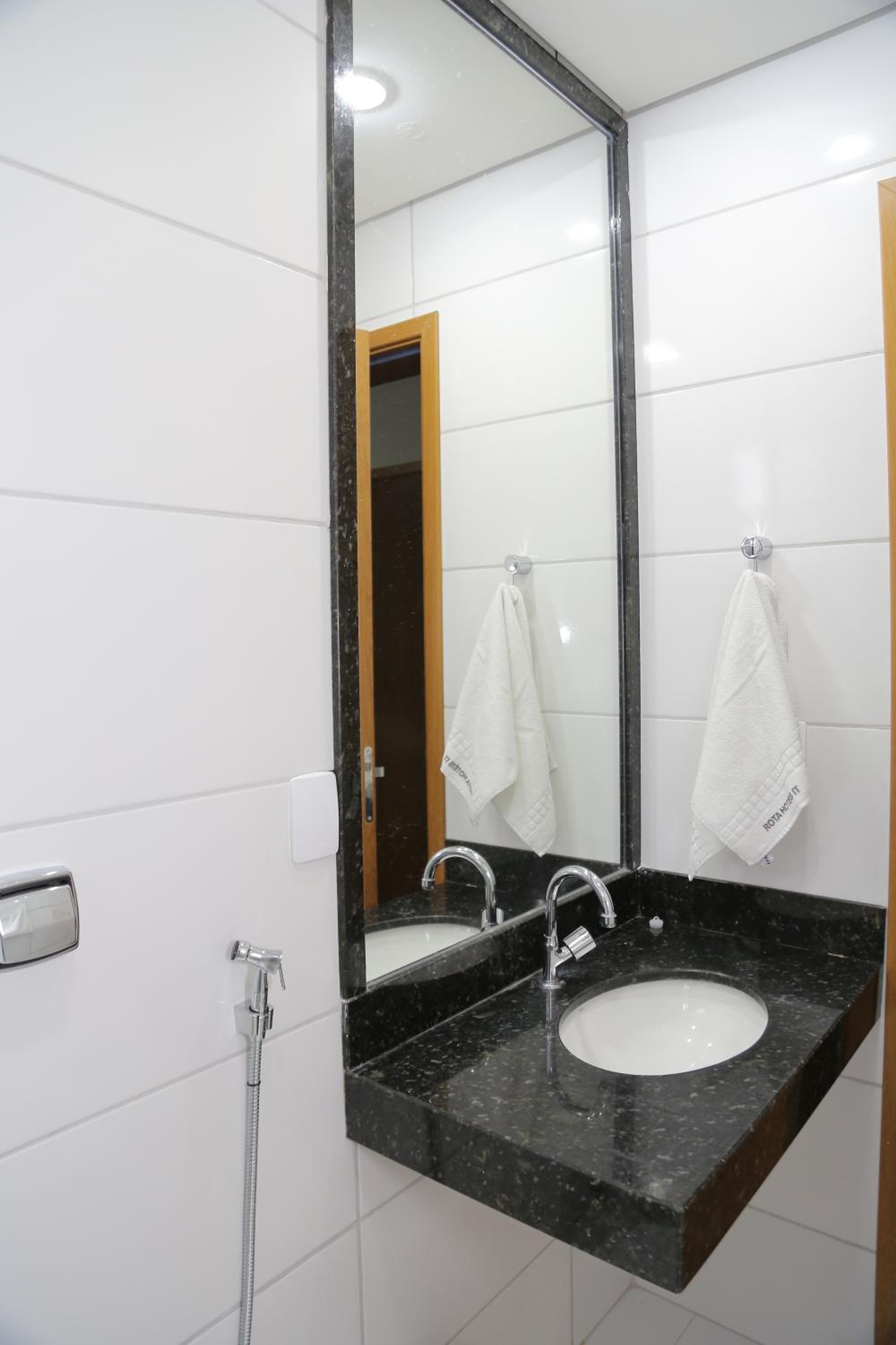 Budget Double Room photo 3