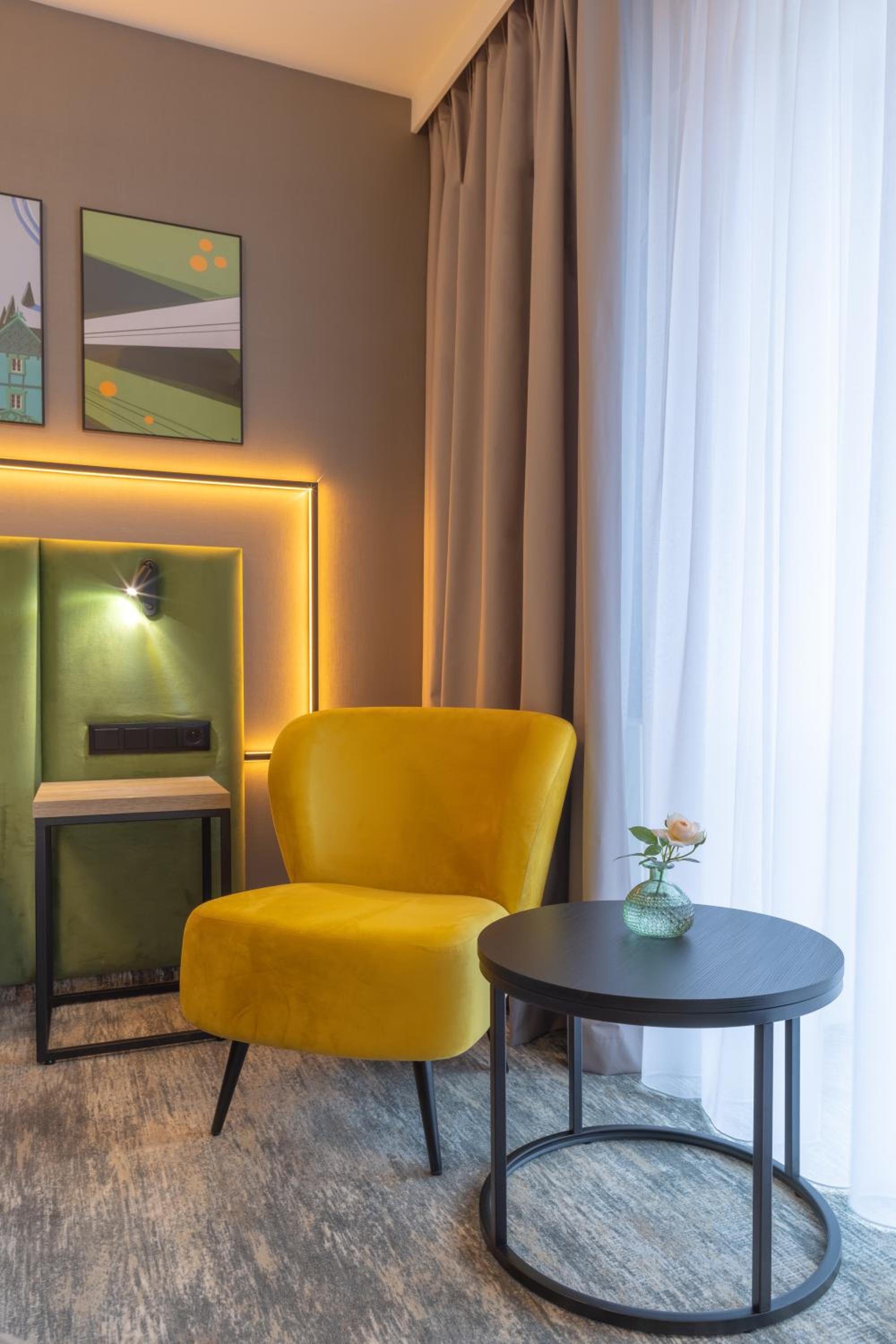 Superior Double or Twin Room photo 2