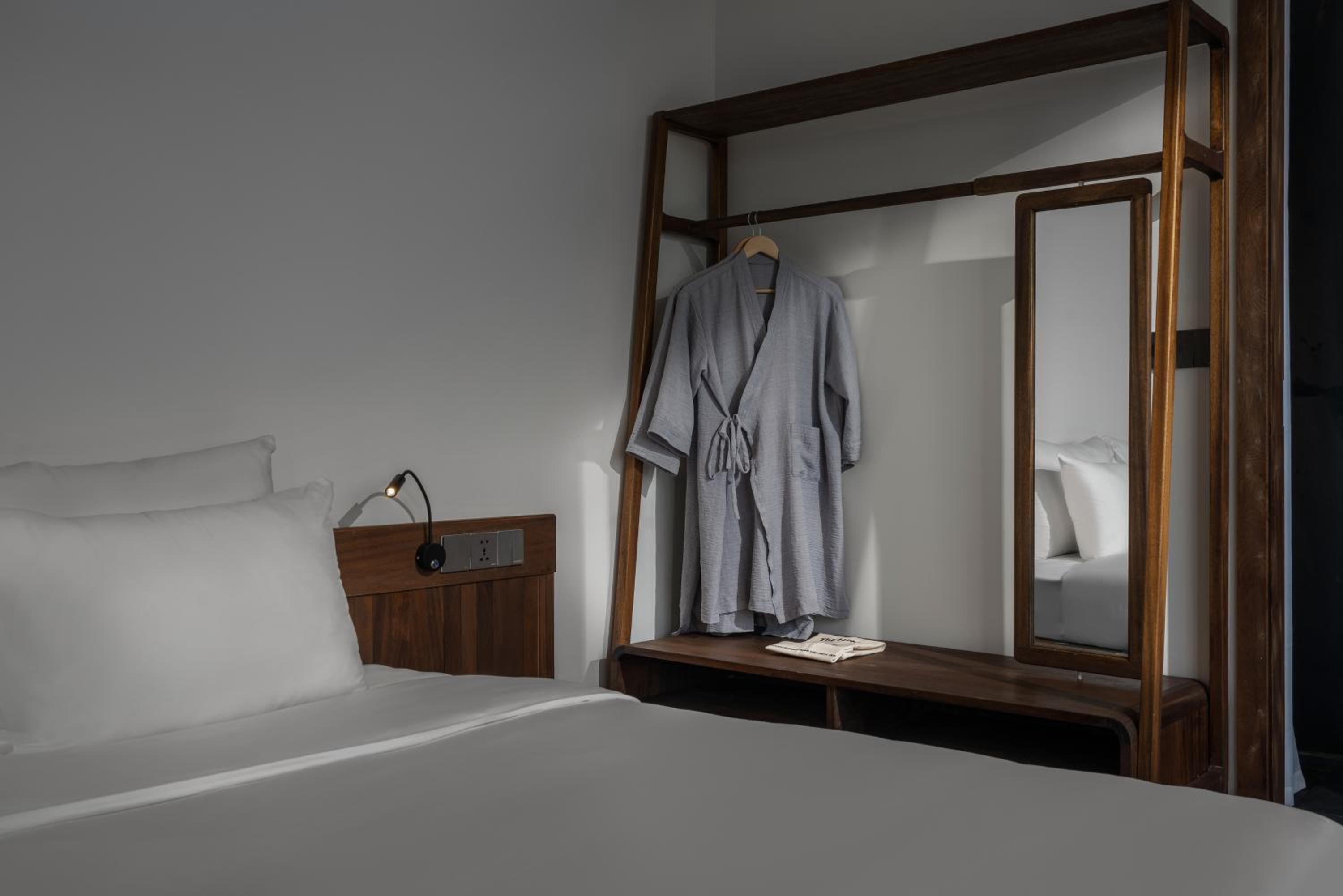 Premier Studio with Bathtub