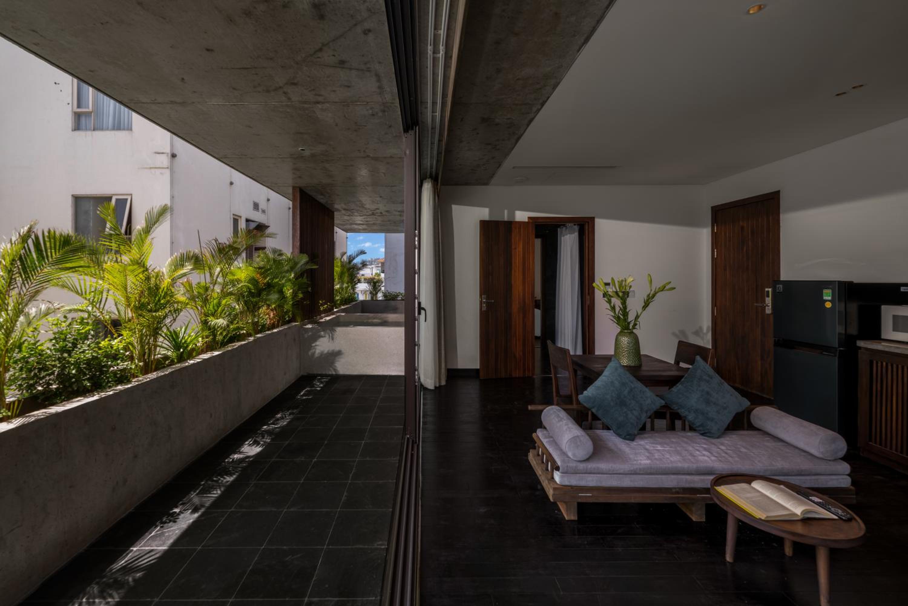 One-Bedroom Family Apartment - Photo 4