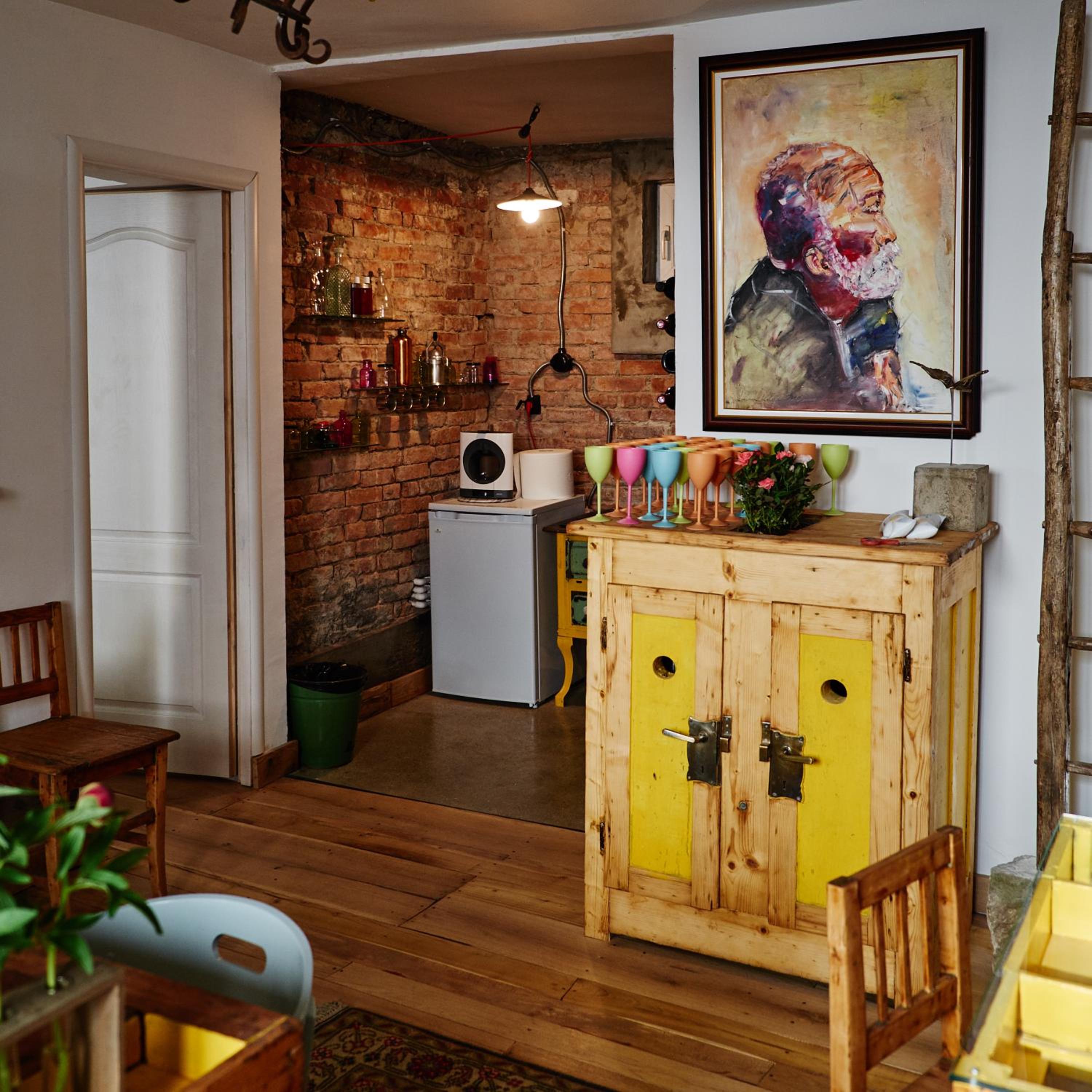 Two-Bedroom Apartment - str. Cetatii 26A - Photo 2