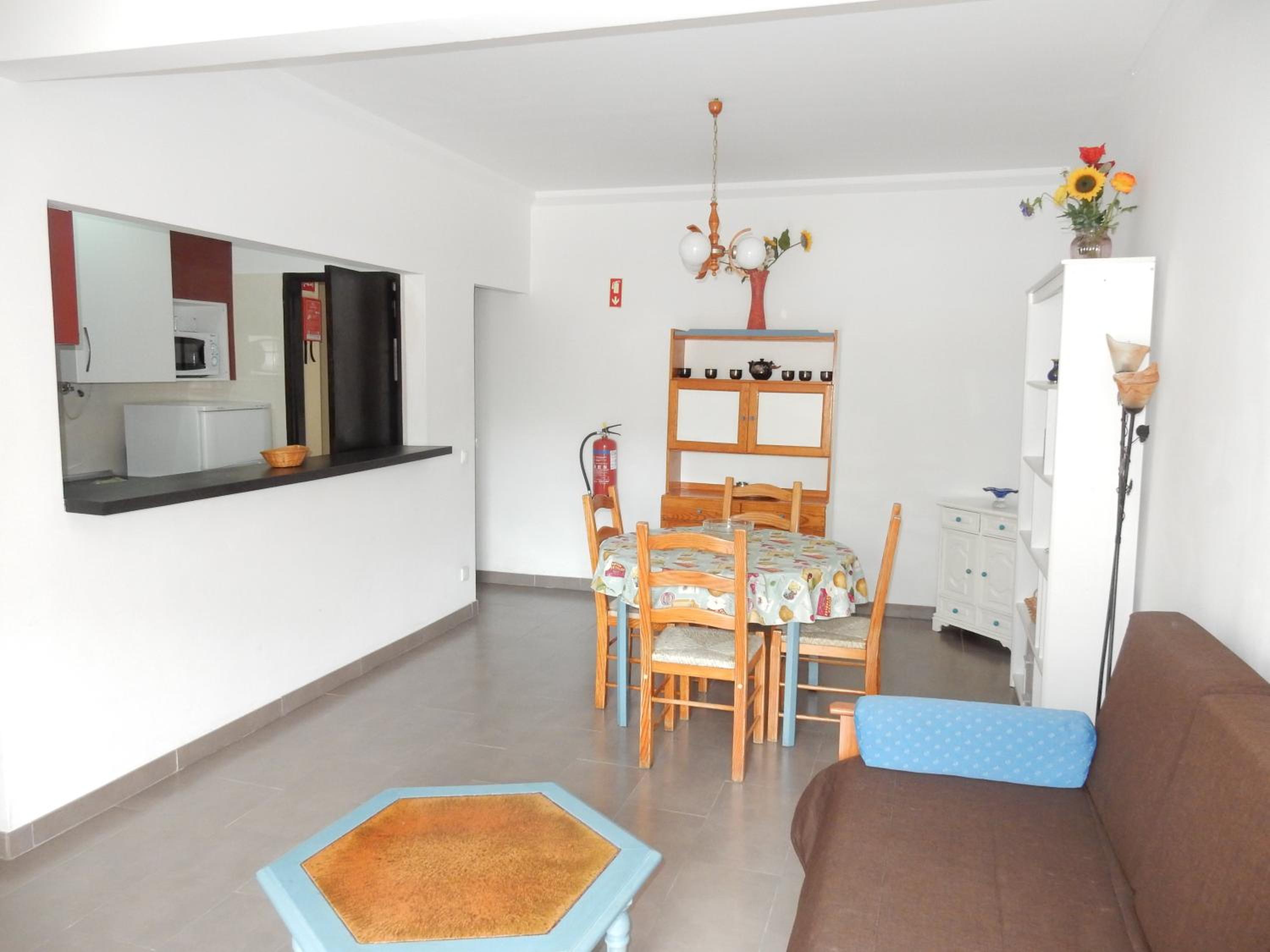 One-Bedroom Apartment - Photo 17