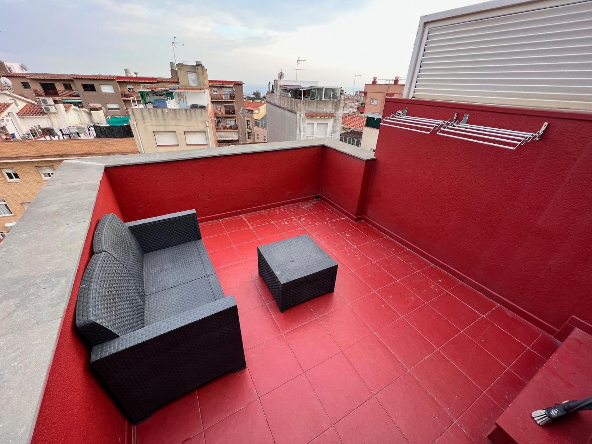 One-Bedroom Apartment with Terrace photo 3
