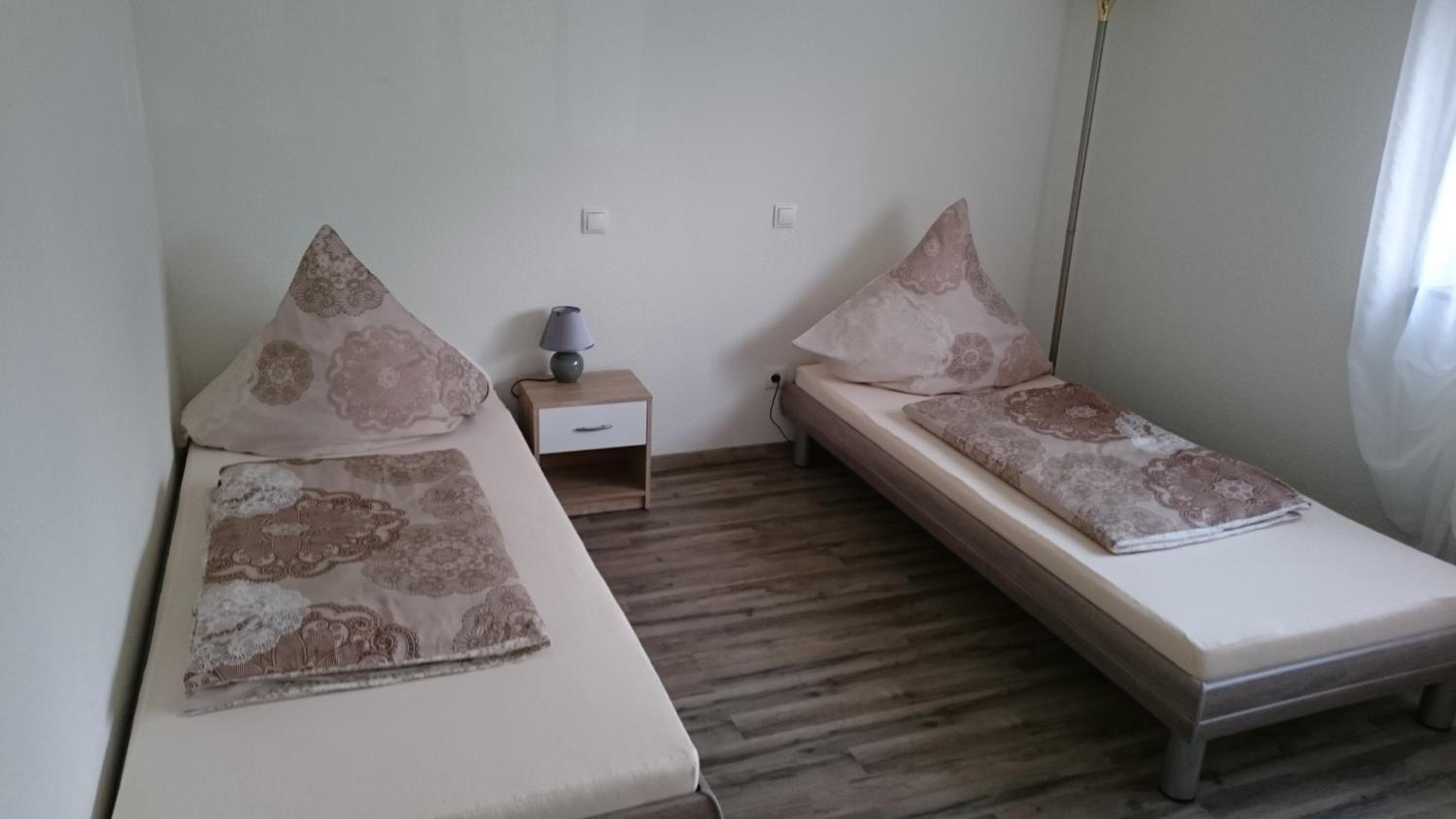 Apartment - Ground Floor - Photo 3