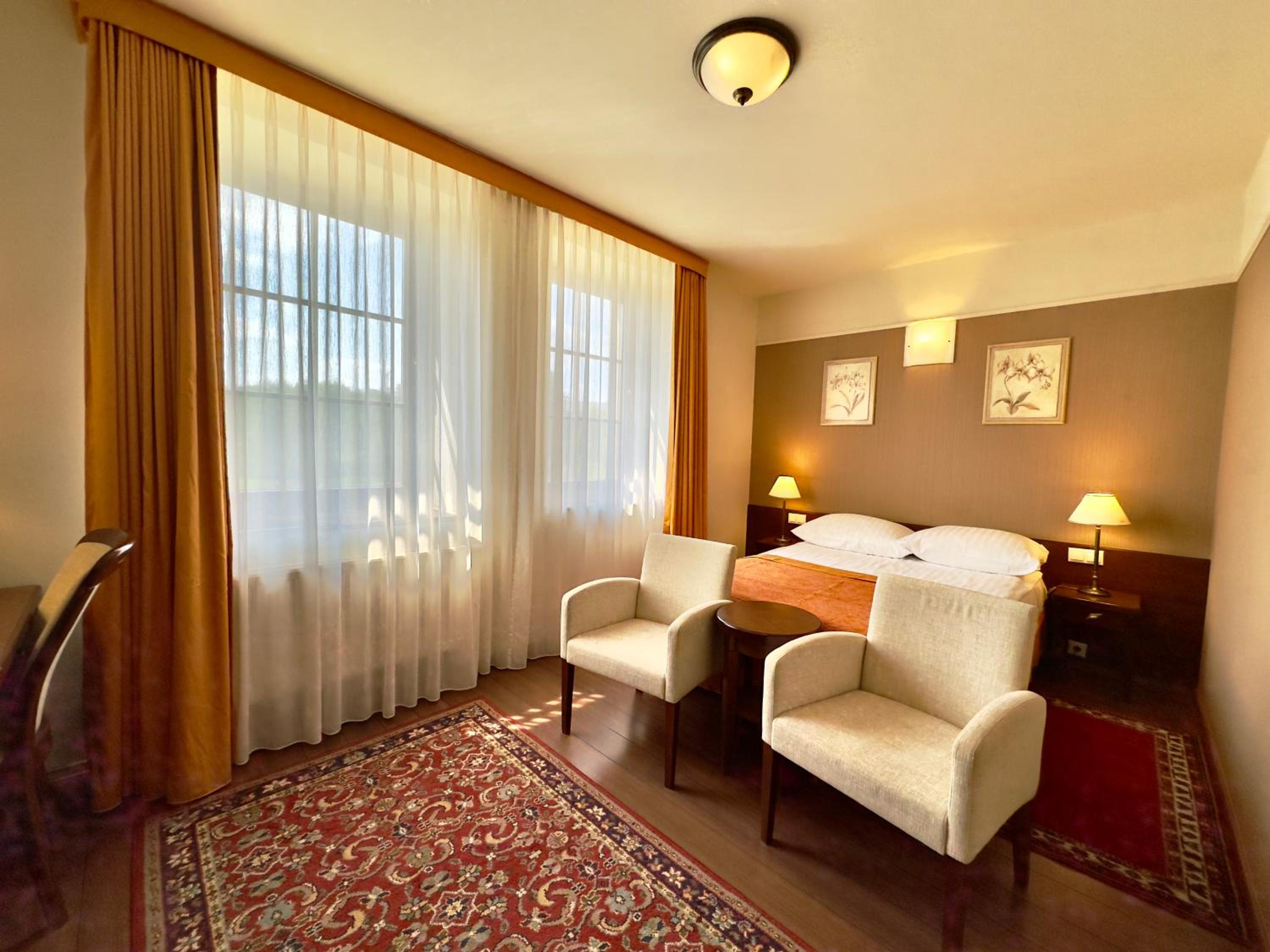 Small Single Room