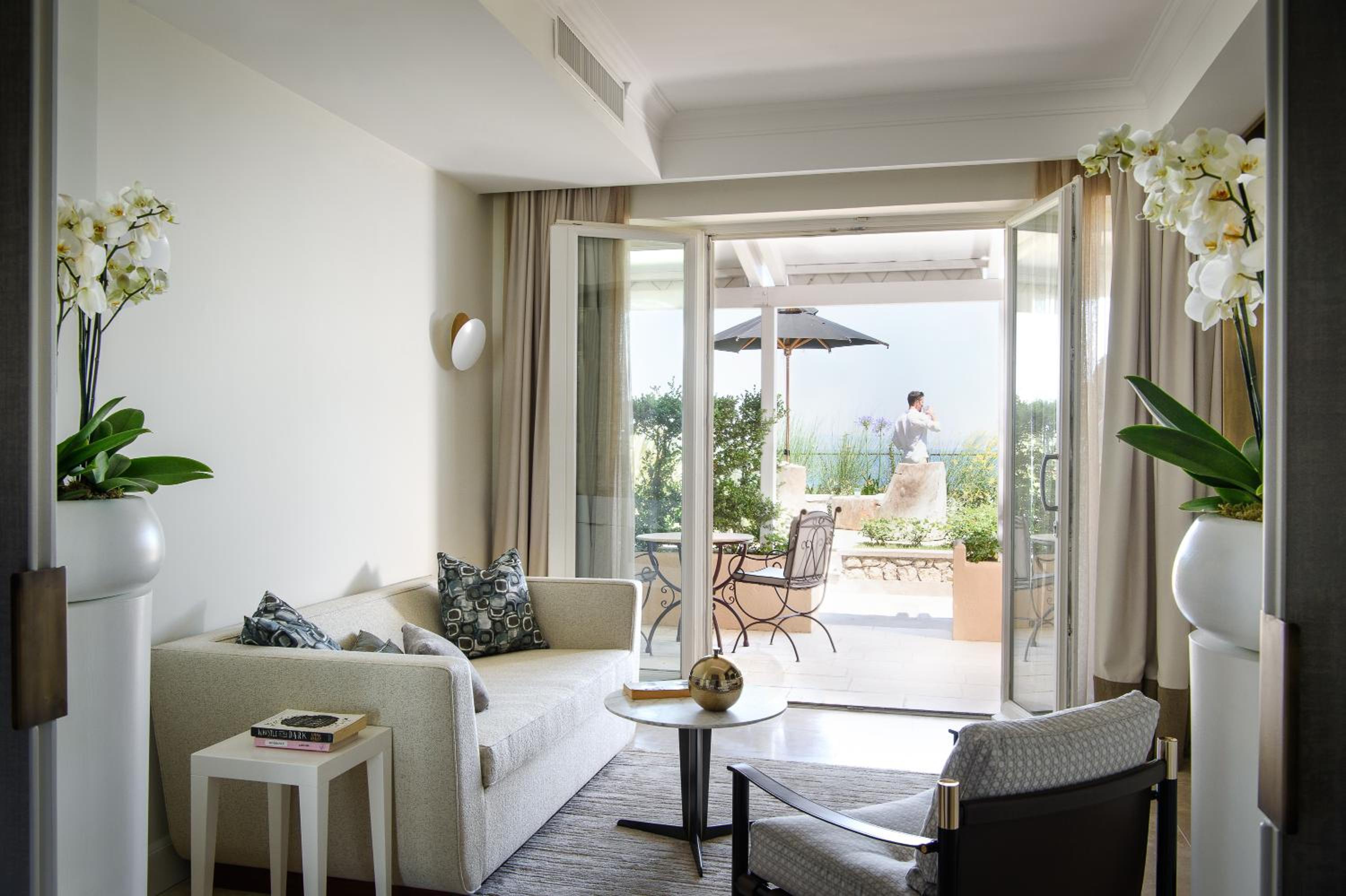 Junior Suite (Non Smoking)