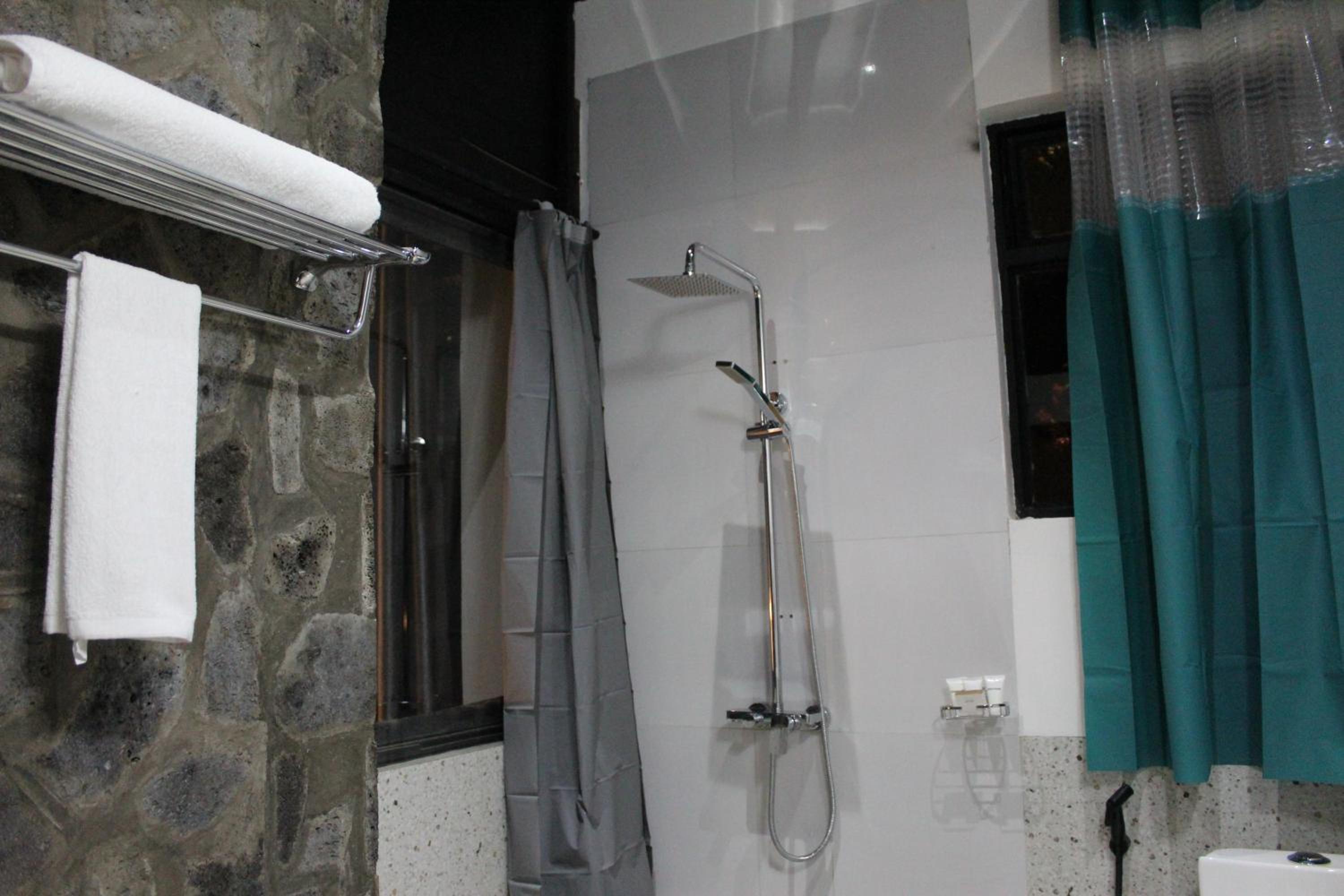 Junior Suite - Photo 11