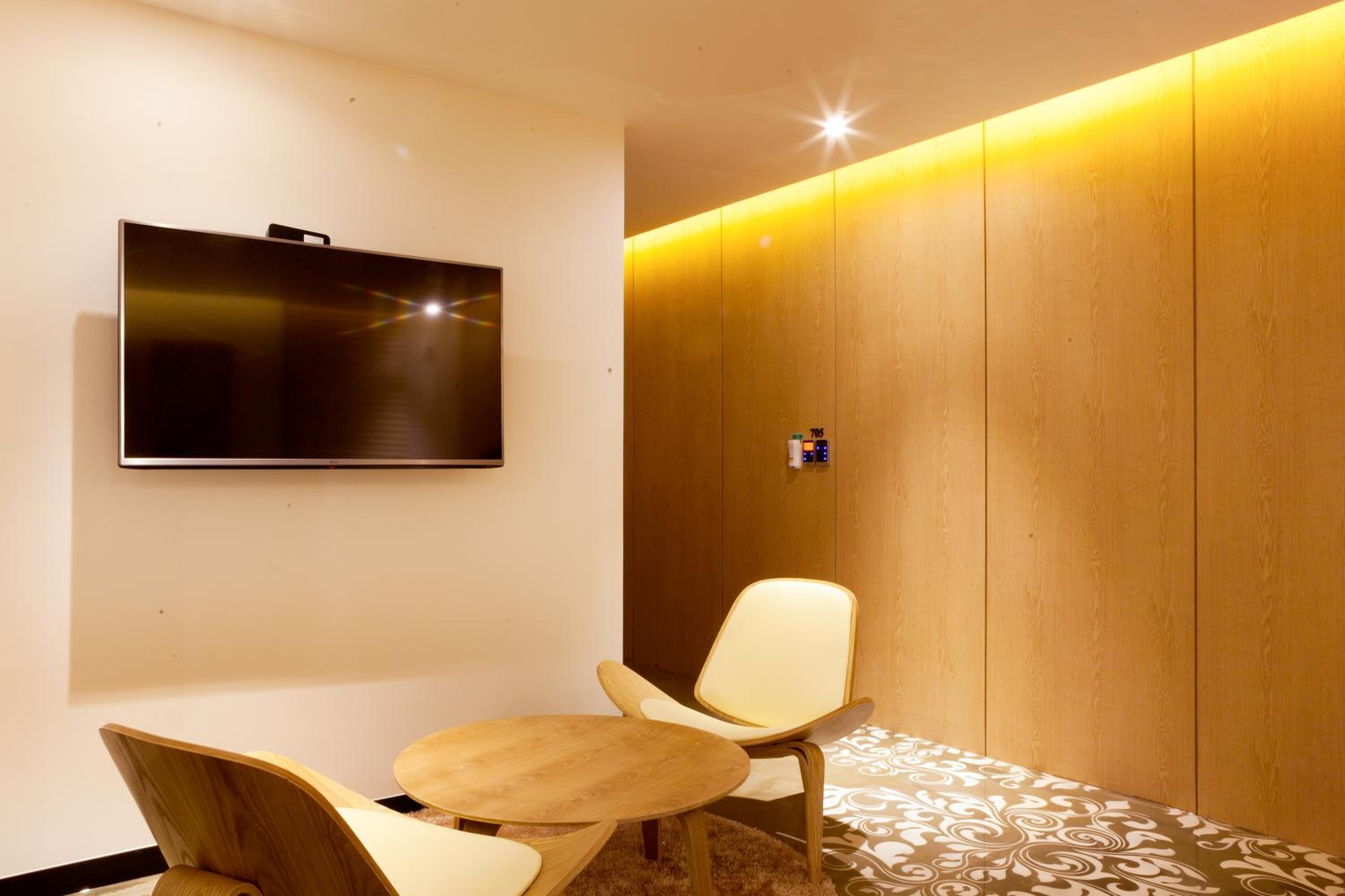 Deluxe Suite photo 3