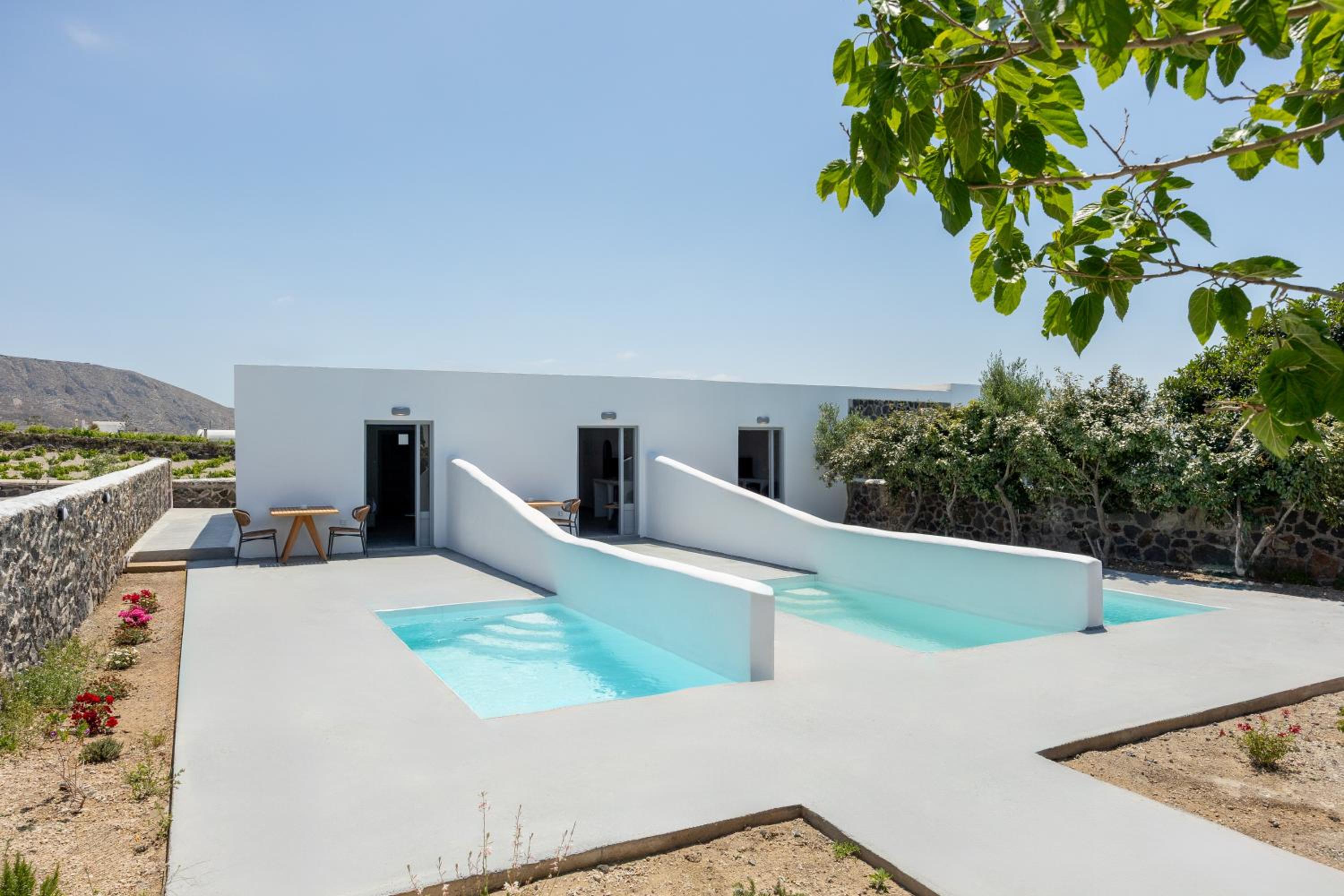 Junior Suite with Private Pool - Photo 10