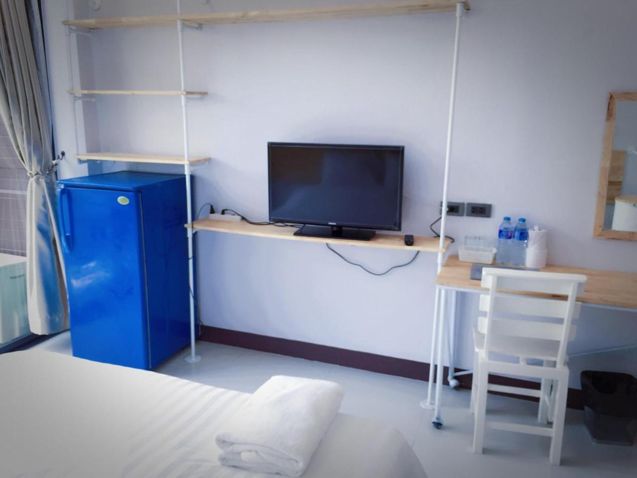 Apartment with Balcony - Photo 37